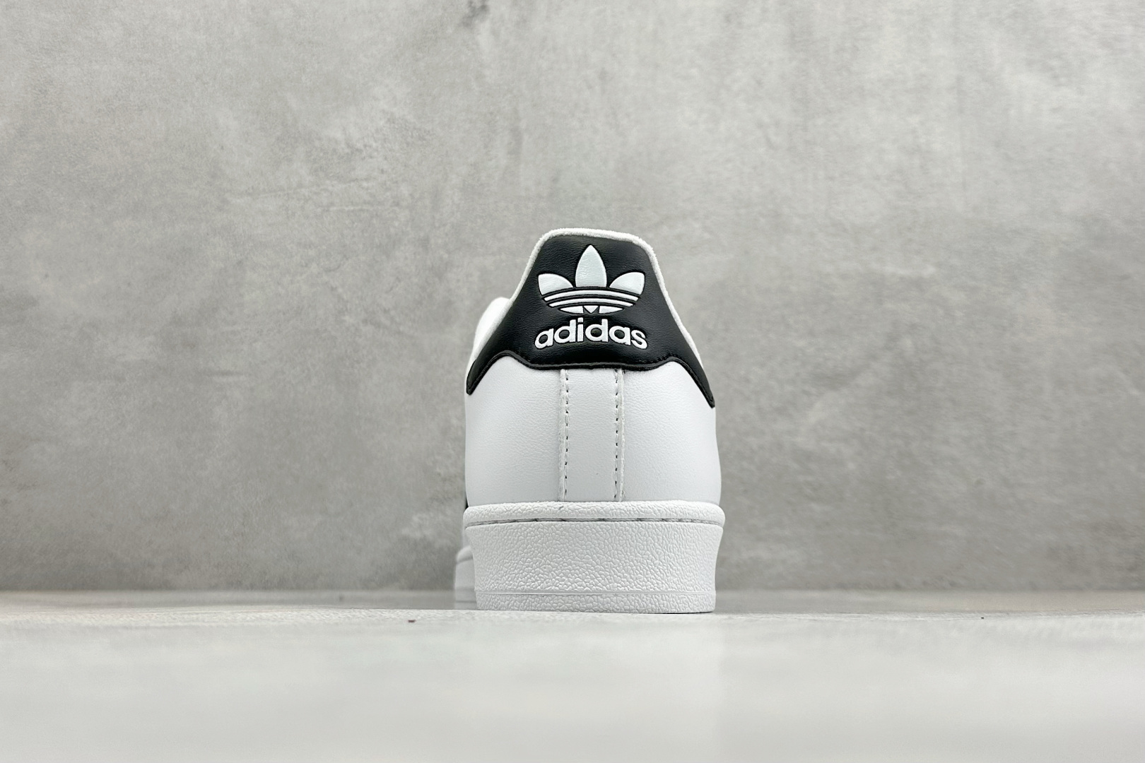 D版AD Originals Superstar 贝壳头板鞋 JH7032-Top High Quatity Cheap Sneakers Fashion Clothing Clothes Bags handbags Shoes of all Brand wholesale With The best Quality And Beautiful Price from China Factory Chinese suppliers wholesaler seller D版AD Originals Superstar 贝壳头板鞋 JH7032