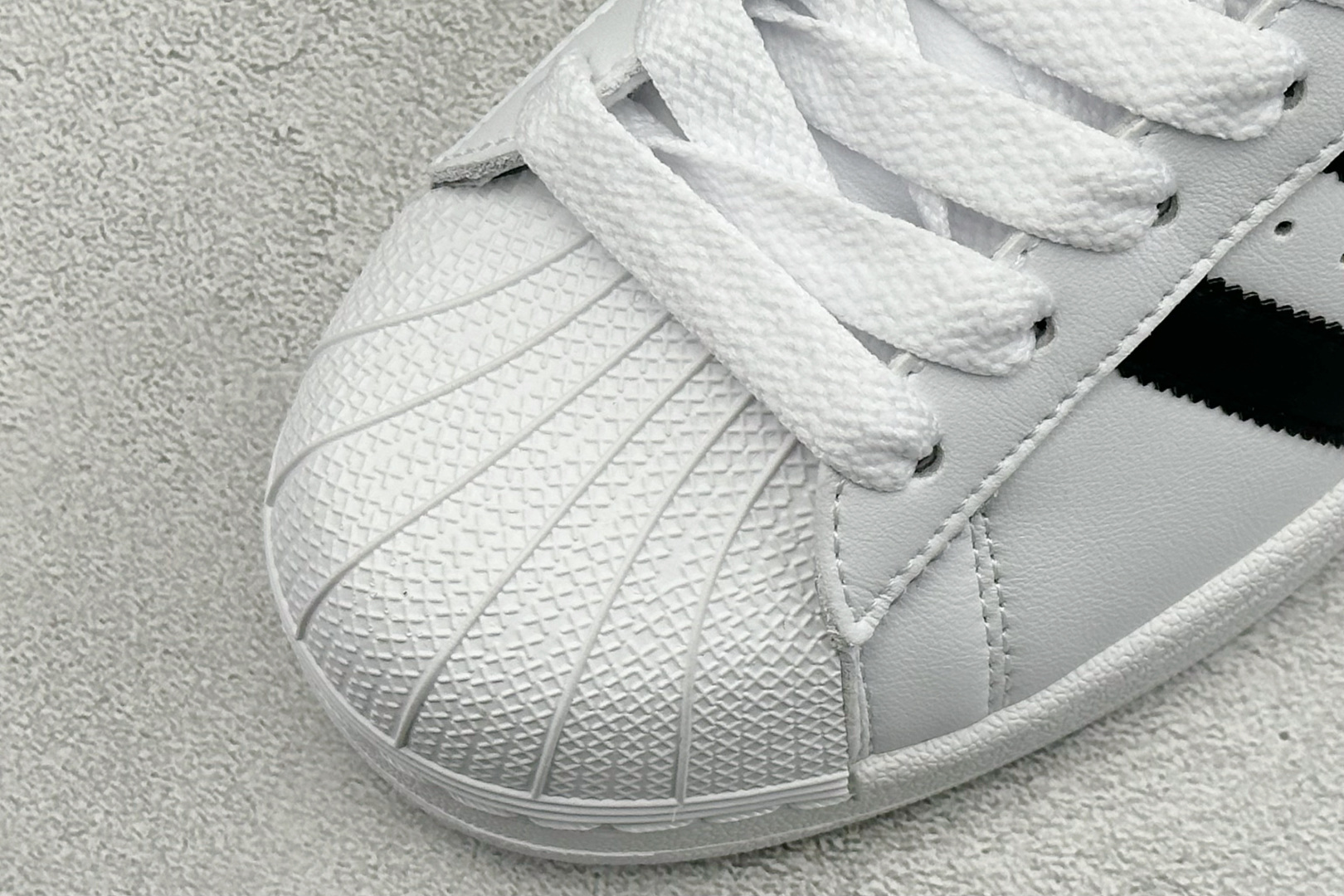 D版AD Originals Superstar 贝壳头板鞋 JH7032-Top High Quatity Cheap Sneakers Fashion Clothing Clothes Bags handbags Shoes of all Brand wholesale With The best Quality And Beautiful Price from China Factory Chinese suppliers wholesaler seller D版AD Originals Superstar 贝壳头板鞋 JH7032