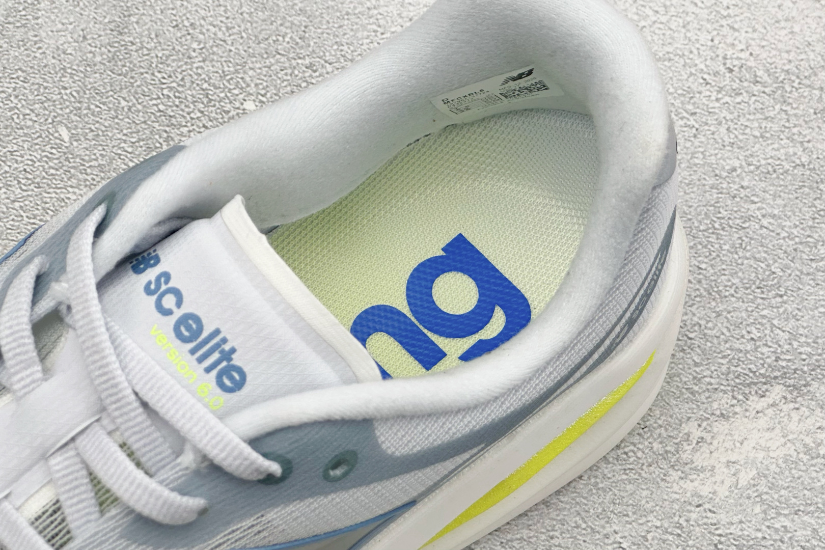New Balance FuelCell系列 超轻量化低帮休闲运动慢跑鞋 MFCXBL6-Top High Quatity Cheap Sneakers Fashion Clothing Clothes Bags handbags Shoes of all Brand wholesale With The best Quality And Beautiful Price from China Factory Chinese suppliers wholesaler seller New Balance FuelCell系列 超轻量化低帮休闲运动慢跑鞋 MFCXBL6