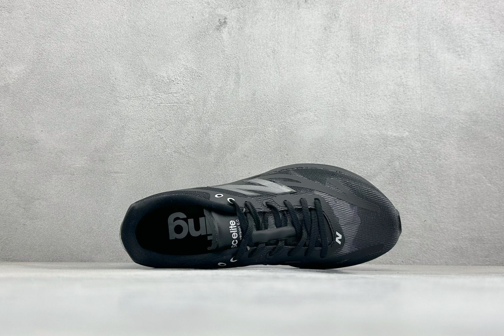 New Balance FuelCell系列 超轻量化低帮休闲运动慢跑鞋 MFCXDV6-Top High Quatity Cheap Sneakers Fashion Clothing Clothes Bags handbags Shoes of all Brand wholesale With The best Quality And Beautiful Price from China Factory Chinese suppliers wholesaler seller New Balance FuelCell系列 超轻量化低帮休闲运动慢跑鞋 MFCXDV6