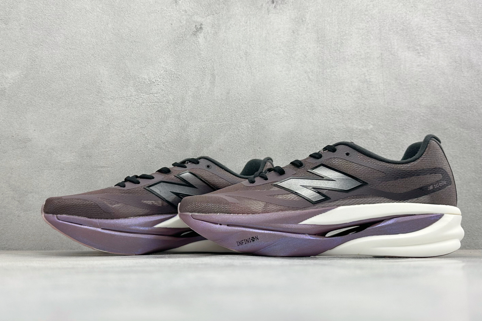 New Balance FuelCell系列 超轻量化低帮休闲运动慢跑鞋 MFCXVT6-Top High Quatity Cheap Sneakers Fashion Clothing Clothes Bags handbags Shoes of all Brand wholesale With The best Quality And Beautiful Price from China Factory Chinese suppliers wholesaler seller New Balance FuelCell系列 超轻量化低帮休闲运动慢跑鞋 MFCXVT6