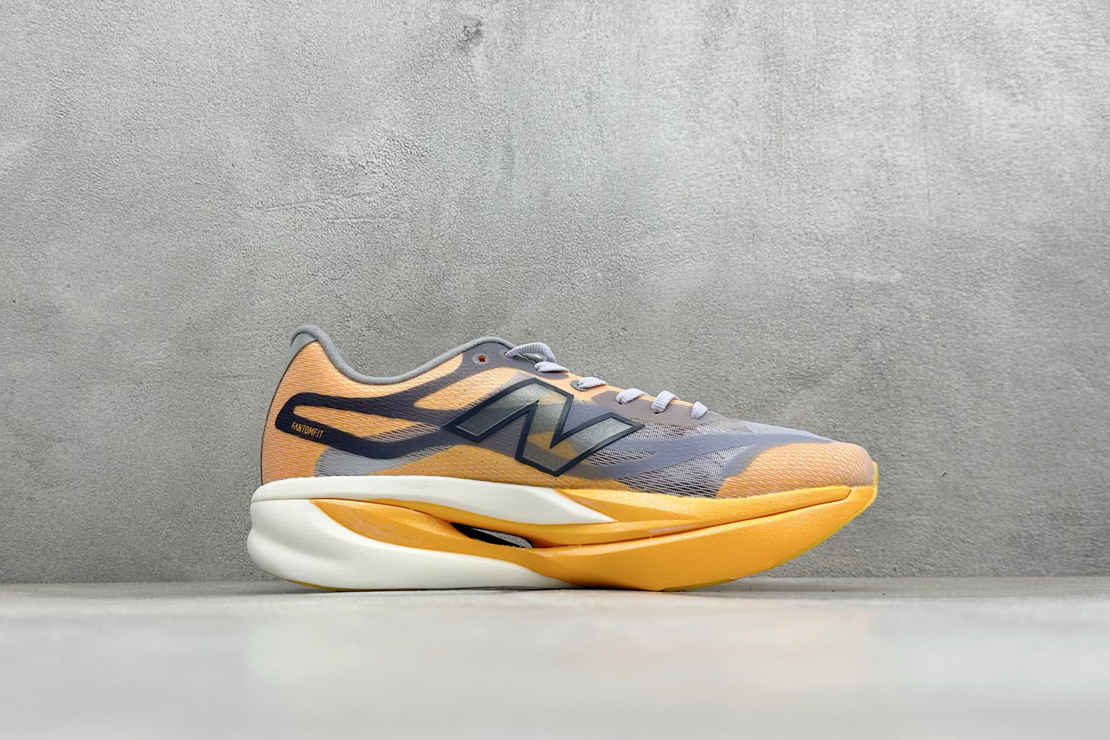 New Balance FuelCell系列 超轻量化低帮休闲运动慢跑鞋 MFCXGY6