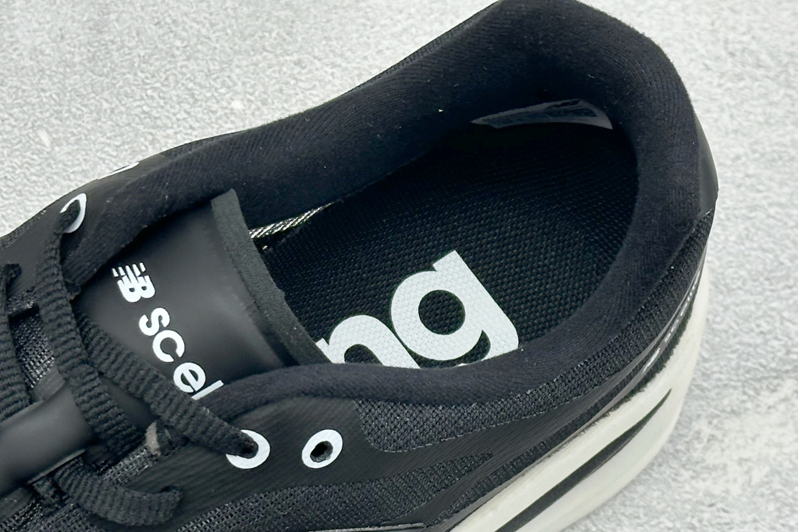 New Balance FuelCell系列 超轻量化低帮休闲运动慢跑鞋 MFCXBW6-Top High Quatity Cheap Sneakers Fashion Clothing Clothes Bags handbags Shoes of all Brand wholesale With The best Quality And Beautiful Price from China Factory Chinese suppliers wholesaler seller New Balance FuelCell系列 超轻量化低帮休闲运动慢跑鞋 MFCXBW6