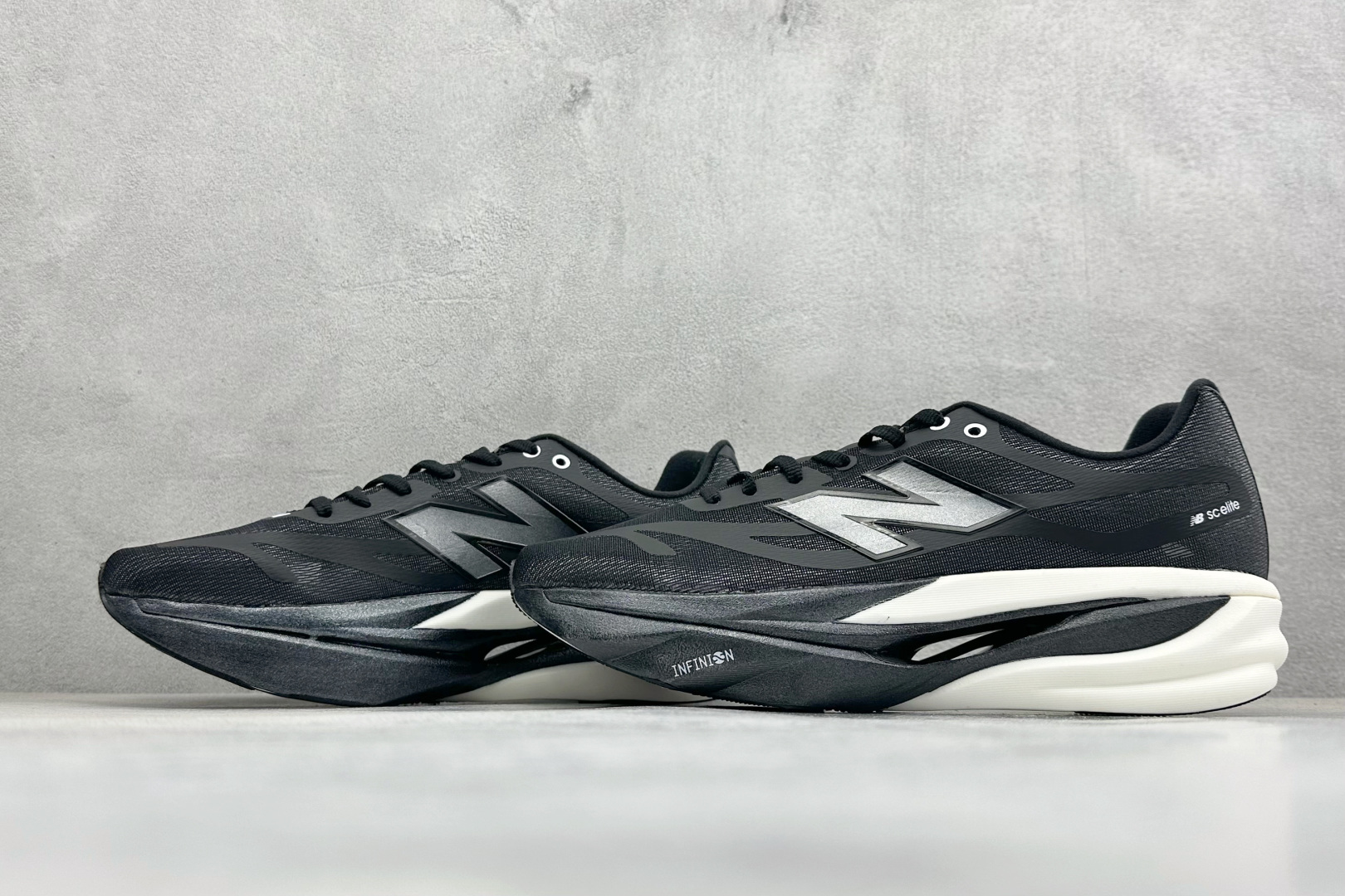 New Balance FuelCell系列 超轻量化低帮休闲运动慢跑鞋 MFCXBW6-Top High Quatity Cheap Sneakers Fashion Clothing Clothes Bags handbags Shoes of all Brand wholesale With The best Quality And Beautiful Price from China Factory Chinese suppliers wholesaler seller New Balance FuelCell系列 超轻量化低帮休闲运动慢跑鞋 MFCXBW6