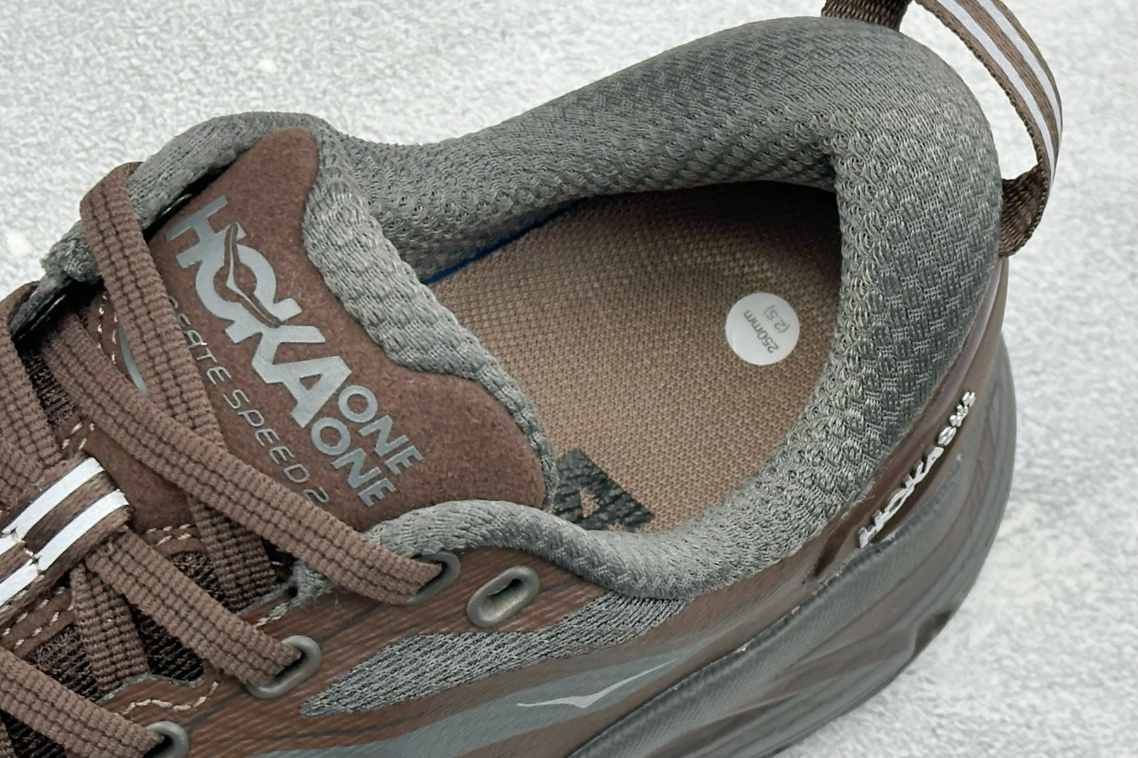 H版Hoka One One Mafate Speed 2 玛法特低帮厚底轻量户外运动鞋 1126851-AYW