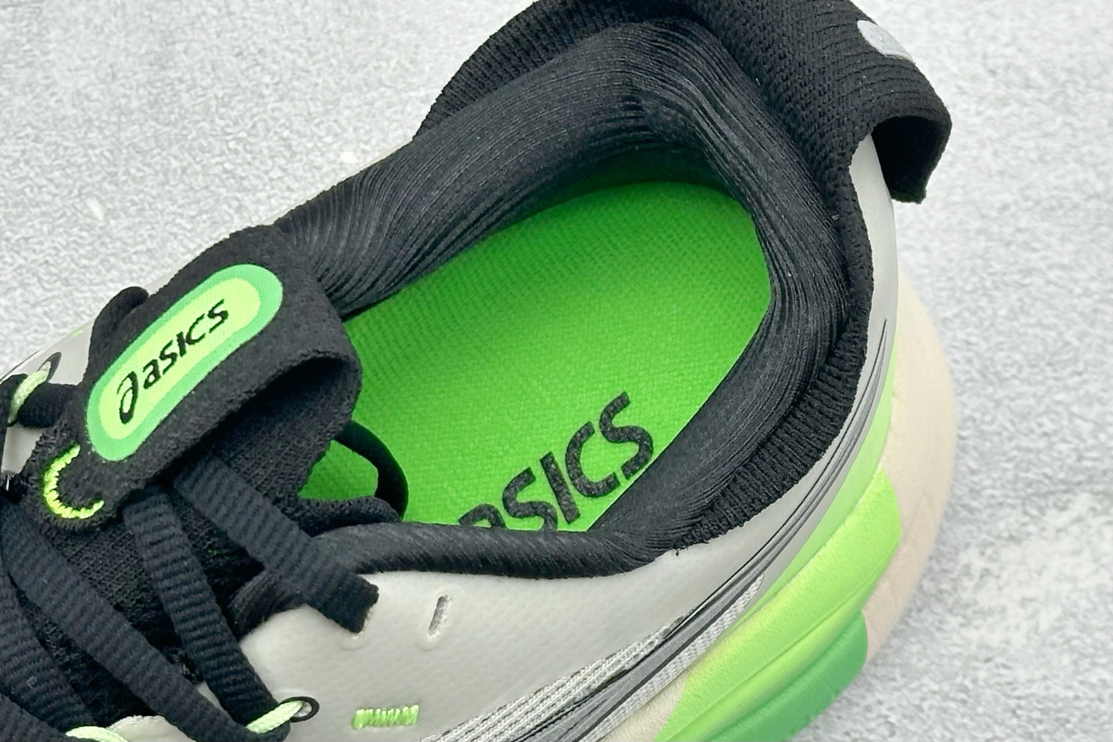 Asics Gel-Nimbus 28 亚瑟士复古透气休闲鞋缓震耐磨跑步鞋 1011C267-020-Top High Quatity Cheap Sneakers Fashion Clothing Clothes Bags handbags Shoes of all Brand wholesale With The best Quality And Beautiful Price from China Factory Chinese suppliers wholesaler seller Asics Gel-Nimbus 28 亚瑟士复古透气休闲鞋缓震耐磨跑步鞋 1011C267-020