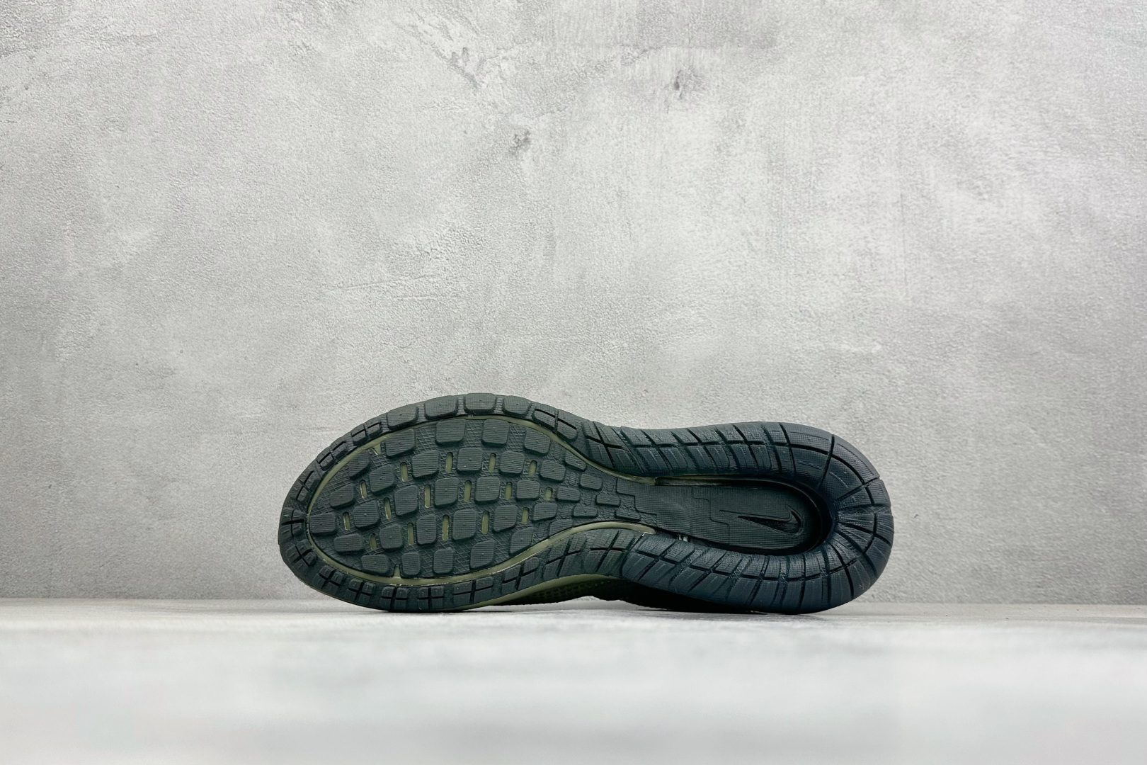 Nike Air Max Phoenix 复古子弹气垫运动跑步鞋 FZ5307-201-Top High Quatity Cheap Sneakers Fashion Clothing Clothes Bags handbags Shoes of all Brand wholesale With The best Quality And Beautiful Price from China Factory Chinese suppliers wholesaler seller Nike Air Max Phoenix 复古子弹气垫运动跑步鞋 FZ5307-201