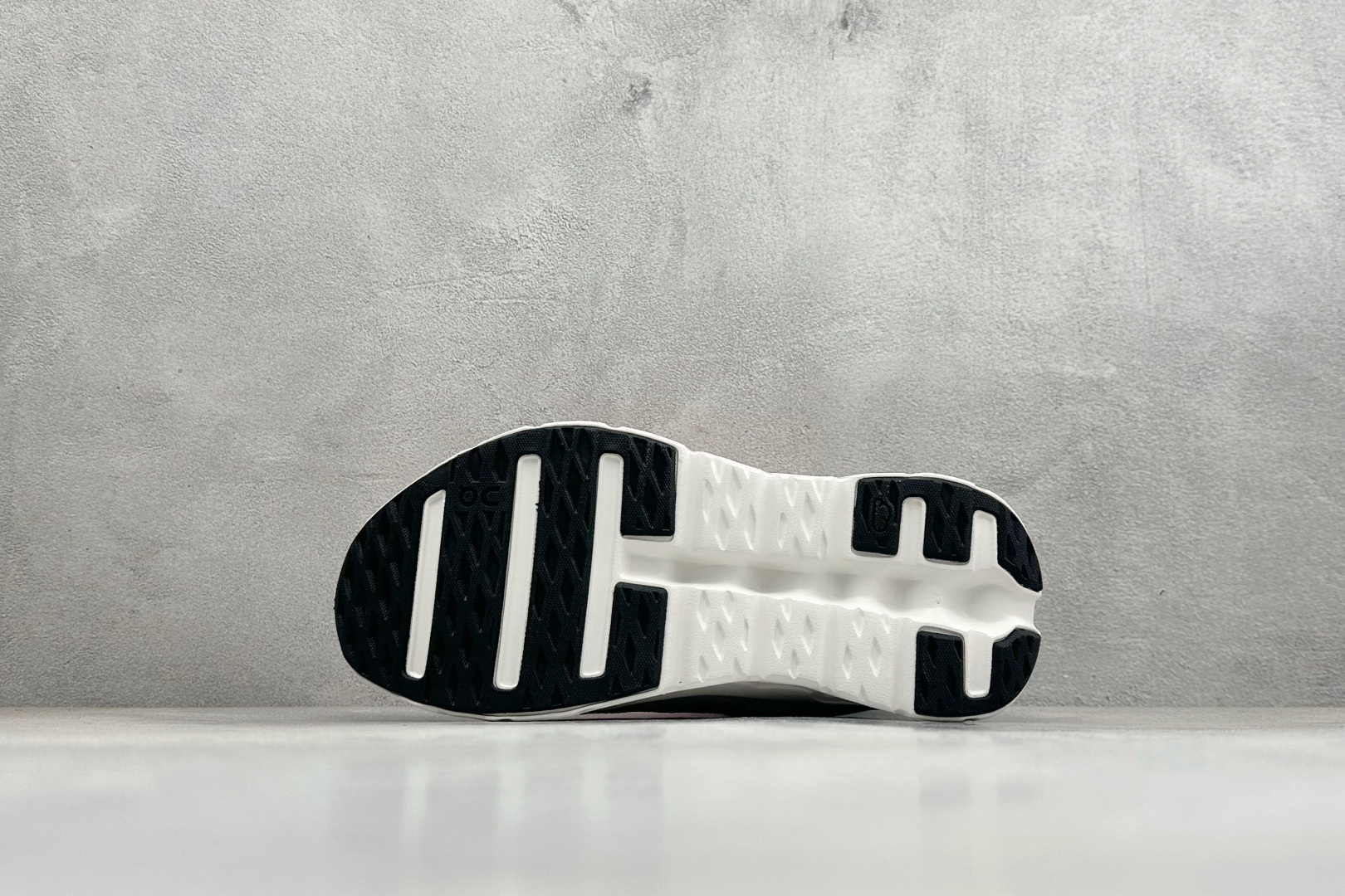 XF版LOEWE x On Cloudtilt 昂跑罗意威联名 圆头系带生活休闲鞋 3WE1087-Top High Quatity Cheap Sneakers Fashion Clothing Clothes Bags handbags Shoes of all Brand wholesale With The best Quality And Beautiful Price from China Factory Chinese suppliers wholesaler seller XF版LOEWE x On Cloudtilt 昂跑罗意威联名 圆头系带生活休闲鞋 3WE1087