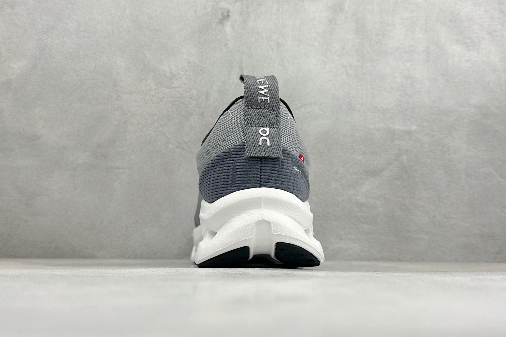 XF版LOEWE x On Cloudtilt 昂跑罗意威联名 圆头系带生活休闲鞋 3ME1069-Top High Quatity Cheap Sneakers Fashion Clothing Clothes Bags handbags Shoes of all Brand wholesale With The best Quality And Beautiful Price from China Factory Chinese suppliers wholesaler seller XF版LOEWE x On Cloudtilt 昂跑罗意威联名 圆头系带生活休闲鞋 3ME1069