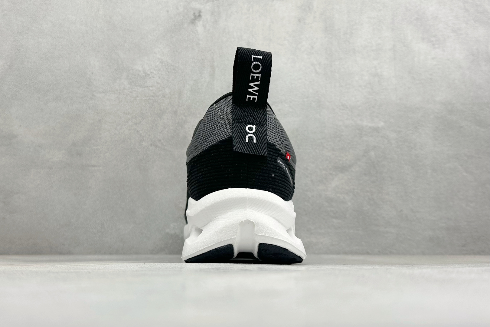XF版LOEWE x On Cloudtilt 昂跑罗意威联名 圆头系带生活休闲鞋 3ME1069-Top High Quatity Cheap Sneakers Fashion Clothing Clothes Bags handbags Shoes of all Brand wholesale With The best Quality And Beautiful Price from China Factory Chinese suppliers wholesaler seller XF版LOEWE x On Cloudtilt 昂跑罗意威联名 圆头系带生活休闲鞋 3ME1069
