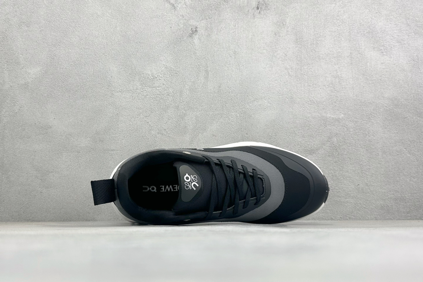 XF版LOEWE x On Cloudtilt 昂跑罗意威联名 圆头系带生活休闲鞋 3ME1069-Top High Quatity Cheap Sneakers Fashion Clothing Clothes Bags handbags Shoes of all Brand wholesale With The best Quality And Beautiful Price from China Factory Chinese suppliers wholesaler seller XF版LOEWE x On Cloudtilt 昂跑罗意威联名 圆头系带生活休闲鞋 3ME1069