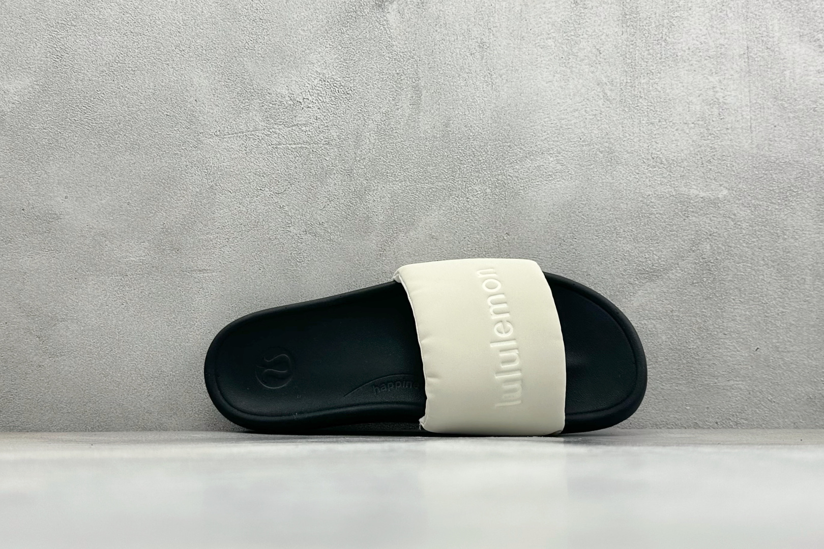 M版lululemon Restfeel Slide 露露乐蒙舒适柔软防滑耐磨一字拖鞋 LM9AYYS02-23-Top High Quatity Cheap Sneakers Fashion Clothing Clothes Bags handbags Shoes of all Brand wholesale With The best Quality And Beautiful Price from China Factory Chinese suppliers wholesaler seller M版lululemon Restfeel Slide 露露乐蒙舒适柔软防滑耐磨一字拖鞋 LM9AYYS02-23