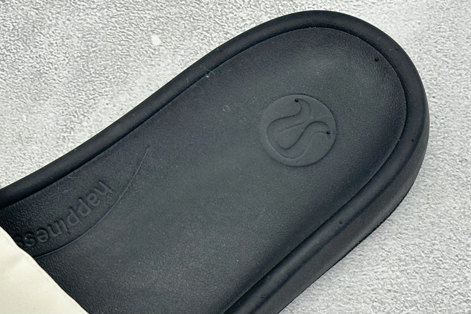 M版lululemon Restfeel Slide 露露乐蒙舒适柔软防滑耐磨一字拖鞋 LM9AYYS02-23-Top High Quatity Cheap Sneakers Fashion Clothing Clothes Bags handbags Shoes of all Brand wholesale With The best Quality And Beautiful Price from China Factory Chinese suppliers wholesaler seller M版lululemon Restfeel Slide 露露乐蒙舒适柔软防滑耐磨一字拖鞋 LM9AYYS02-23