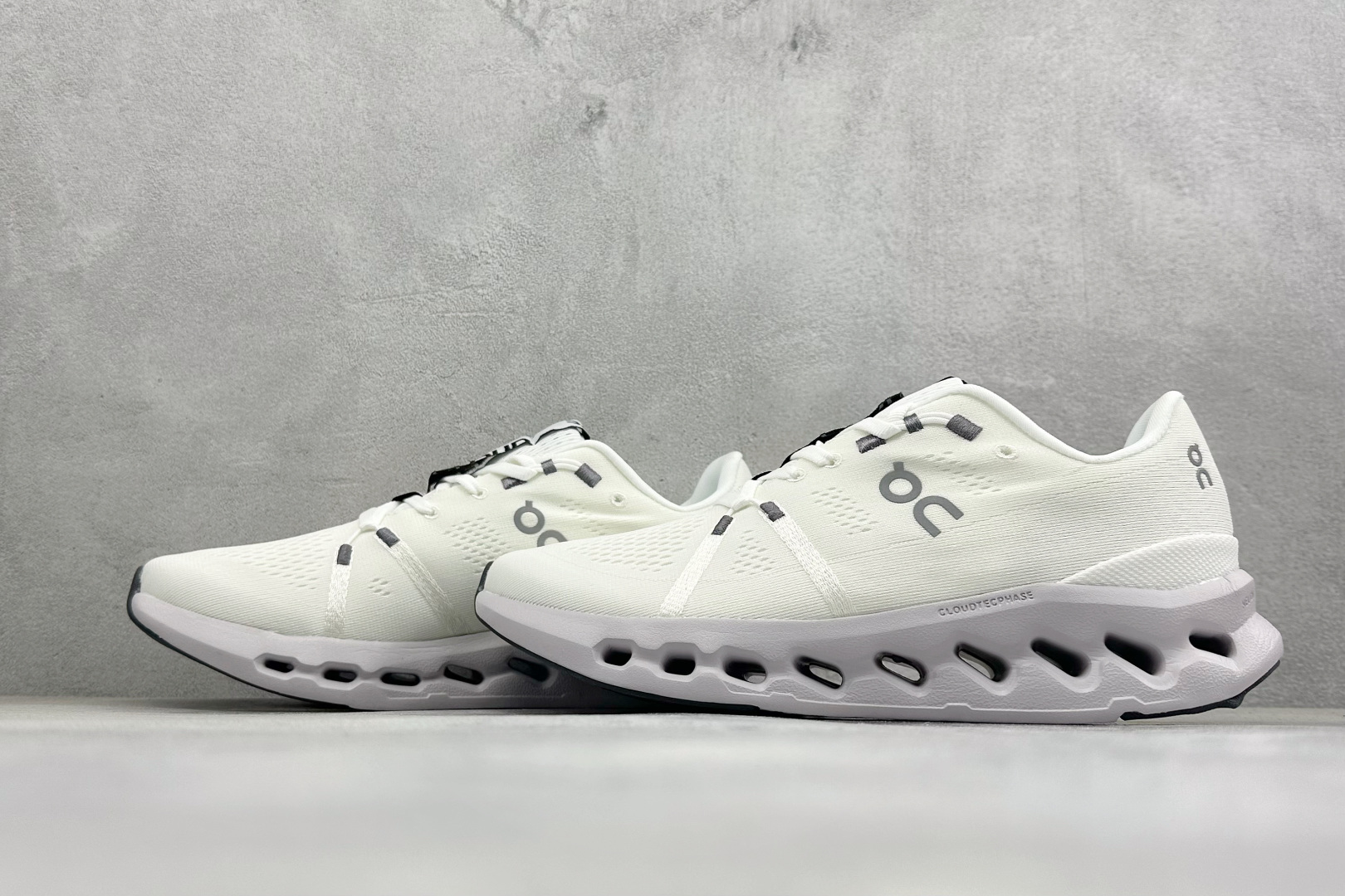 SF版On昂跑Cloudsurfer 耐磨防震休闲运动跑鞋 Cloud Hi Edge户外机能融合街头潮流 3MD1042-Top High Quatity Cheap Sneakers Fashion Clothing Clothes Bags handbags Shoes of all Brand wholesale With The best Quality And Beautiful Price from China Factory Chinese suppliers wholesaler seller SF版On昂跑Cloudsurfer 耐磨防震休闲运动跑鞋 Cloud Hi Edge户外机能融合街头潮流 3MD1042
