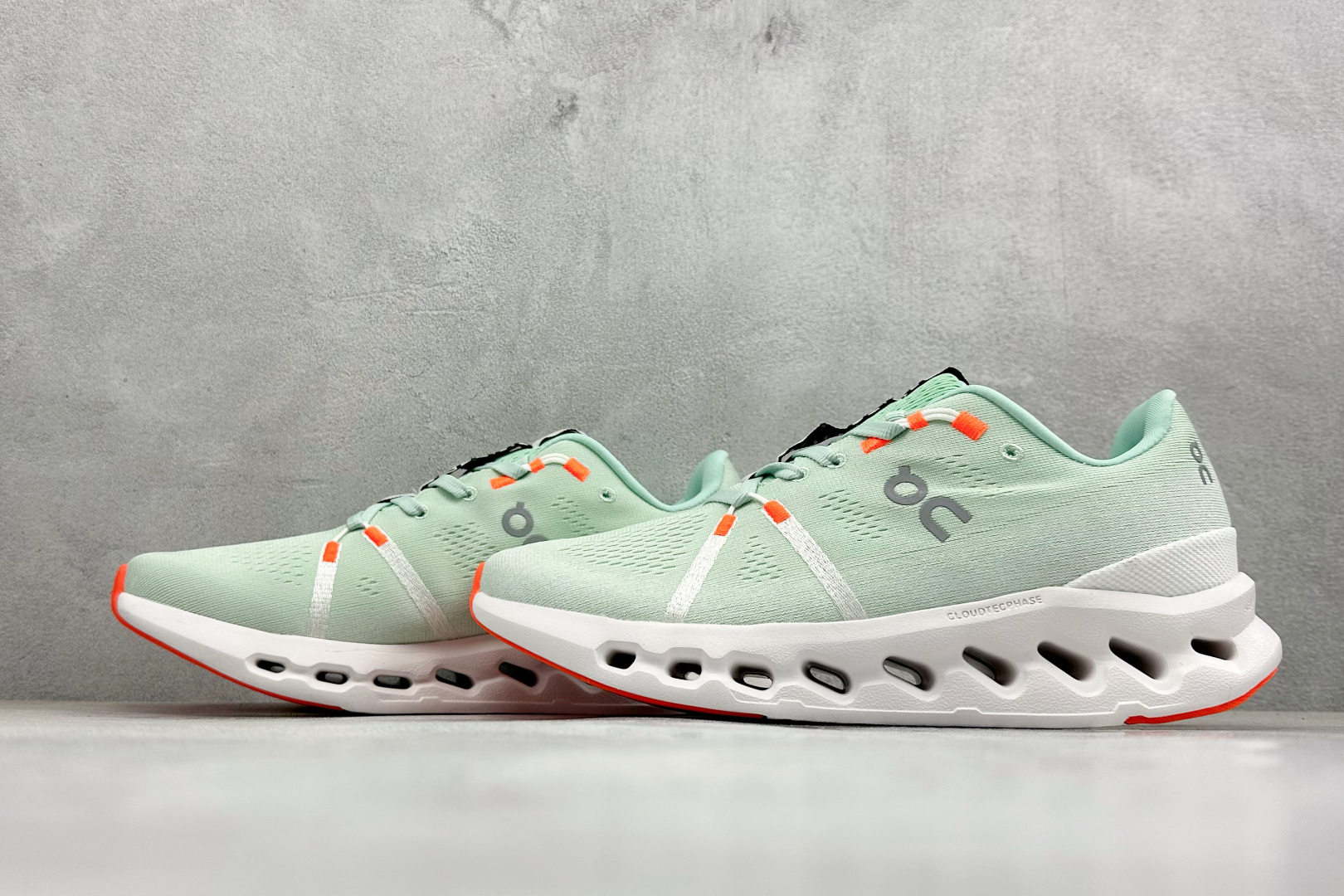 SF版On昂跑Cloudsurfer 耐磨防震休闲运动跑鞋 3MD1042-Top High Quatity Cheap Sneakers Fashion Clothing Clothes Bags handbags Shoes of all Brand wholesale With The best Quality And Beautiful Price from China Factory Chinese suppliers wholesaler seller SF版On昂跑Cloudsurfer 耐磨防震休闲运动跑鞋 3MD1042