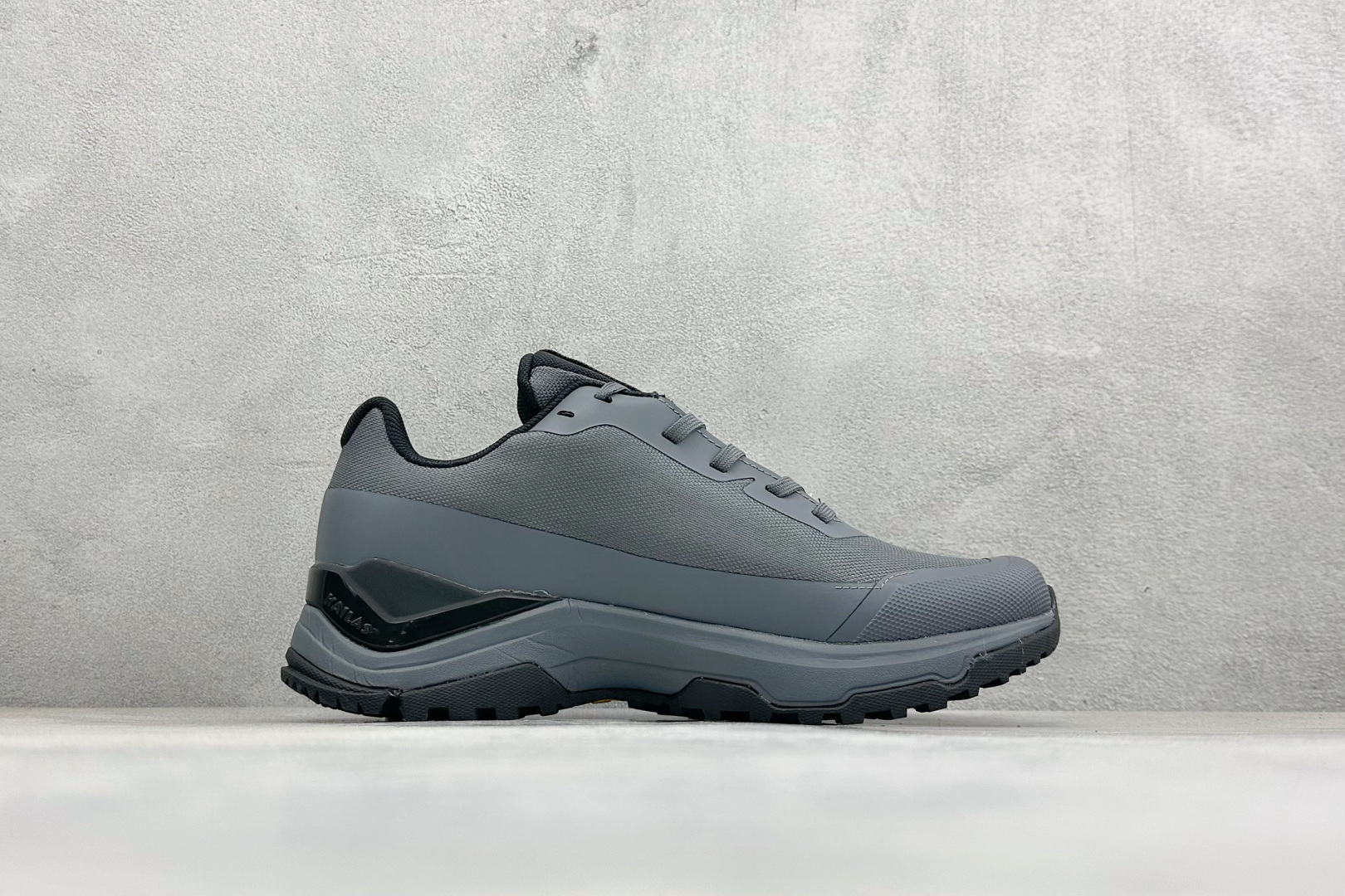 M版凯乐石KAILAS GTX 界山 户外运动 舒适时尚防滑透气 低帮登山徒步鞋 KS253-Top High Quatity Cheap Sneakers Fashion Clothing Clothes Bags handbags Shoes of all Brand wholesale With The best Quality And Beautiful Price from China Factory Chinese suppliers wholesaler seller M版凯乐石KAILAS GTX 界山 户外运动 舒适时尚防滑透气 低帮登山徒步鞋 KS253