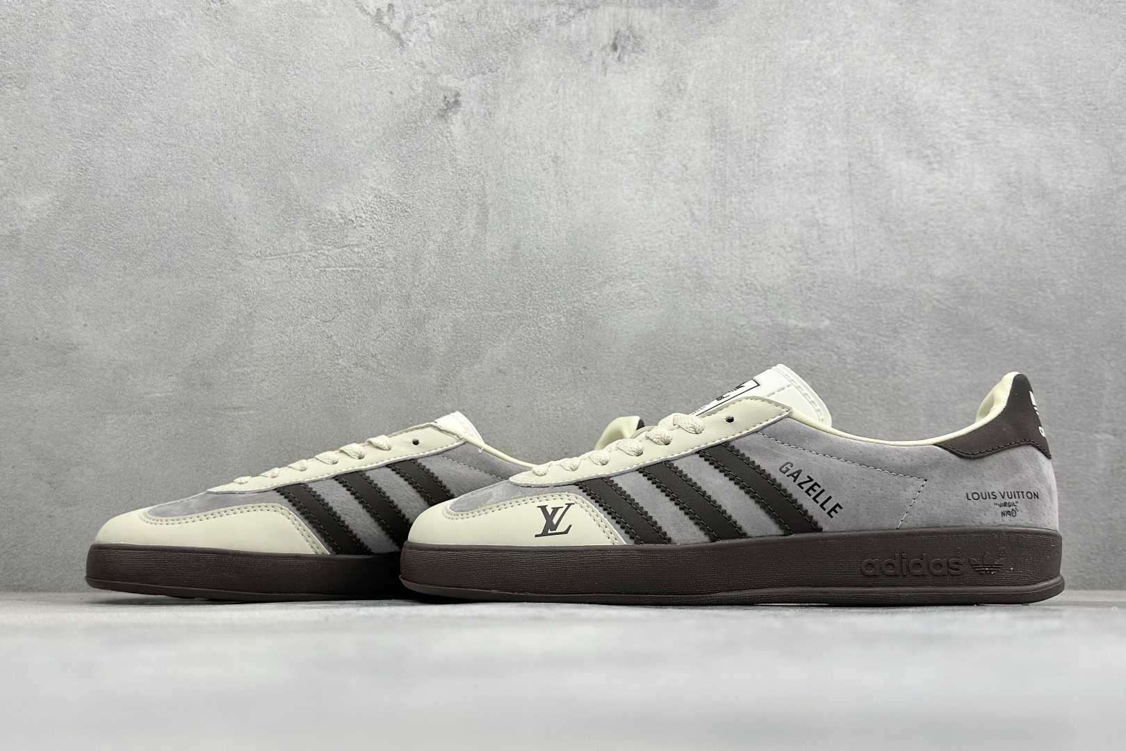 Adidas Originals Gazelle Indoor 三叶草复古休闲防滑耐磨低帮板鞋 DD6622-Top High Quatity Cheap Sneakers Fashion Clothing Clothes Bags handbags Shoes of all Brand wholesale With The best Quality And Beautiful Price from China Factory Chinese suppliers wholesaler seller Adidas Originals Gazelle Indoor 三叶草复古休闲防滑耐磨低帮板鞋 DD6622