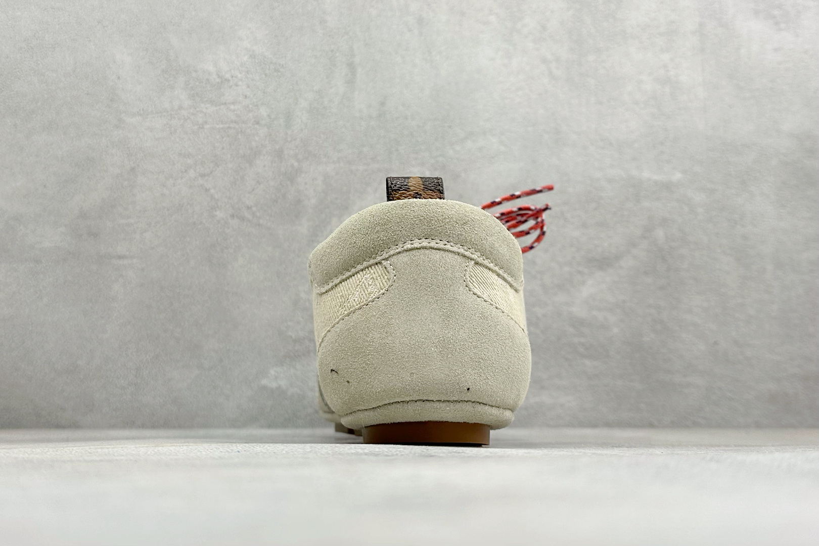 2026早春发布新款LOUIS VUITTON SneaKerina 德训鞋 芭蕾舞鞋 1AJJRZ-Top High Quatity Cheap Sneakers Fashion Clothing Clothes Bags handbags Shoes of all Brand wholesale With The best Quality And Beautiful Price from China Factory Chinese suppliers wholesaler seller 2026早春发布新款LOUIS VUITTON SneaKerina 德训鞋 芭蕾舞鞋 1AJJRZ