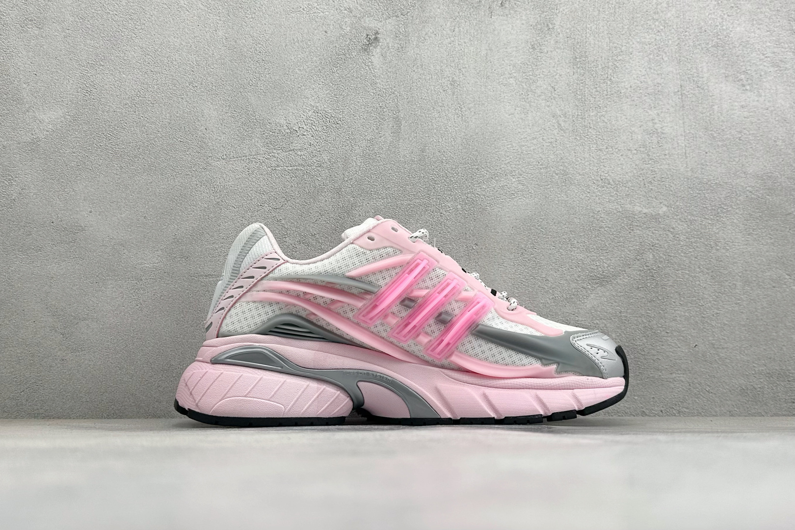 Adidas Originals Adistar Jellyfish 阿迪复古舒适防滑减震运动鞋 KI0164-Top High Quatity Cheap Sneakers Fashion Clothing Clothes Bags handbags Shoes of all Brand wholesale With The best Quality And Beautiful Price from China Factory Chinese suppliers wholesaler seller Adidas Originals Adistar Jellyfish 阿迪复古舒适防滑减震运动鞋 KI0164