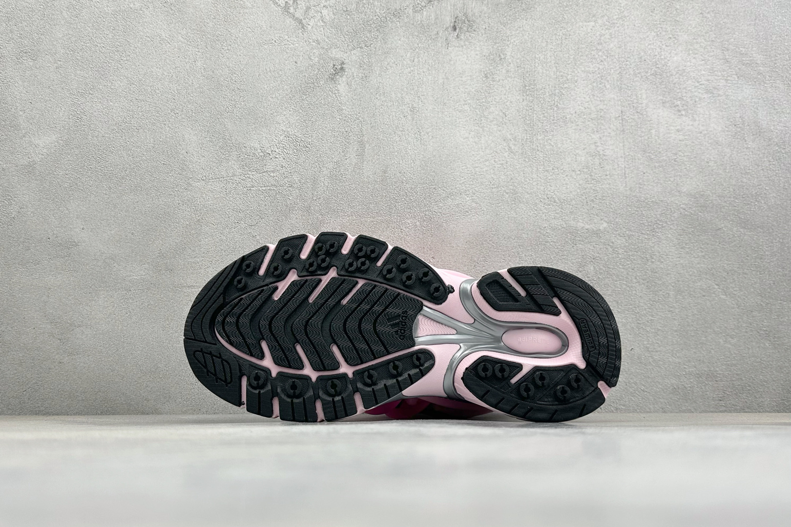 Adidas Originals Adistar Jellyfish 阿迪复古舒适防滑减震运动鞋 KI0164-Top High Quatity Cheap Sneakers Fashion Clothing Clothes Bags handbags Shoes of all Brand wholesale With The best Quality And Beautiful Price from China Factory Chinese suppliers wholesaler seller Adidas Originals Adistar Jellyfish 阿迪复古舒适防滑减震运动鞋 KI0164