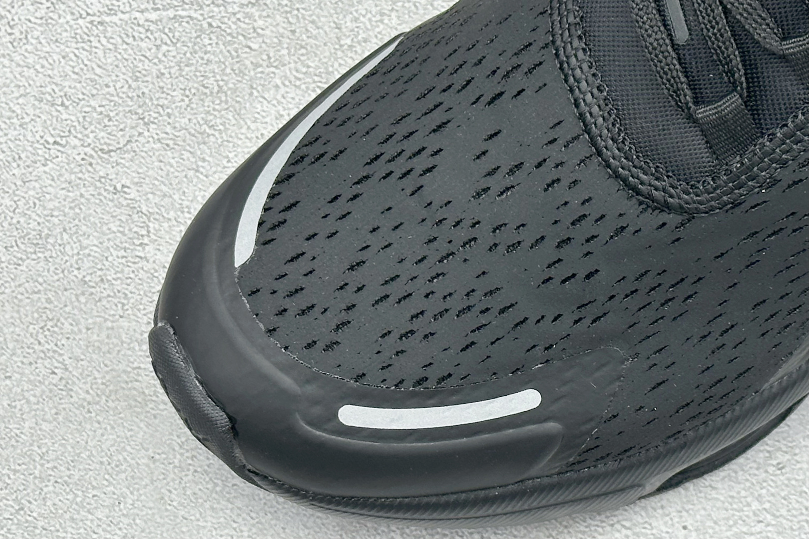 Nike Air Max 270 Premium 半掌气垫休闲跑鞋 IO9884-002
