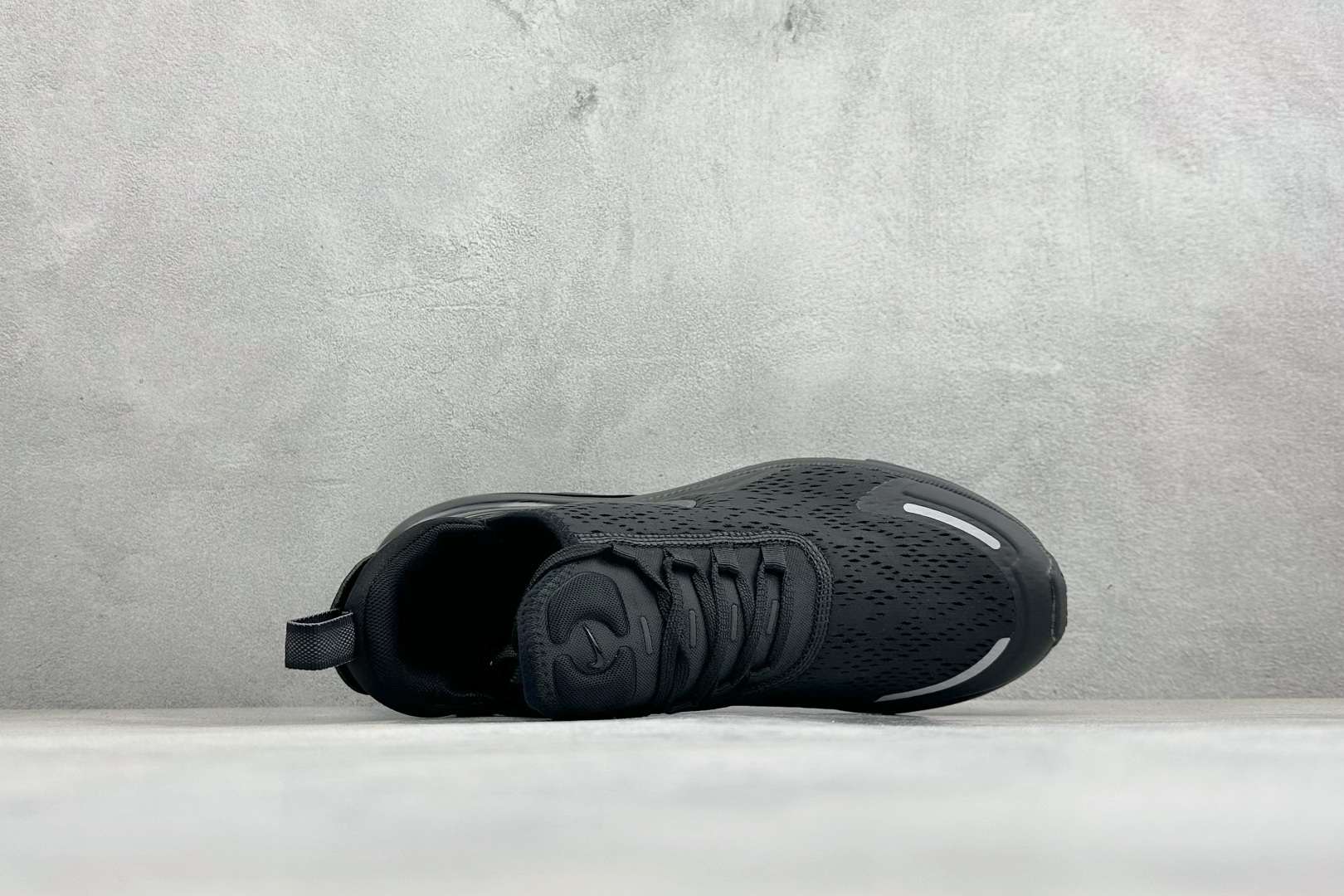 Nike Air Max 270 Premium 半掌气垫休闲跑鞋 IO9884-002