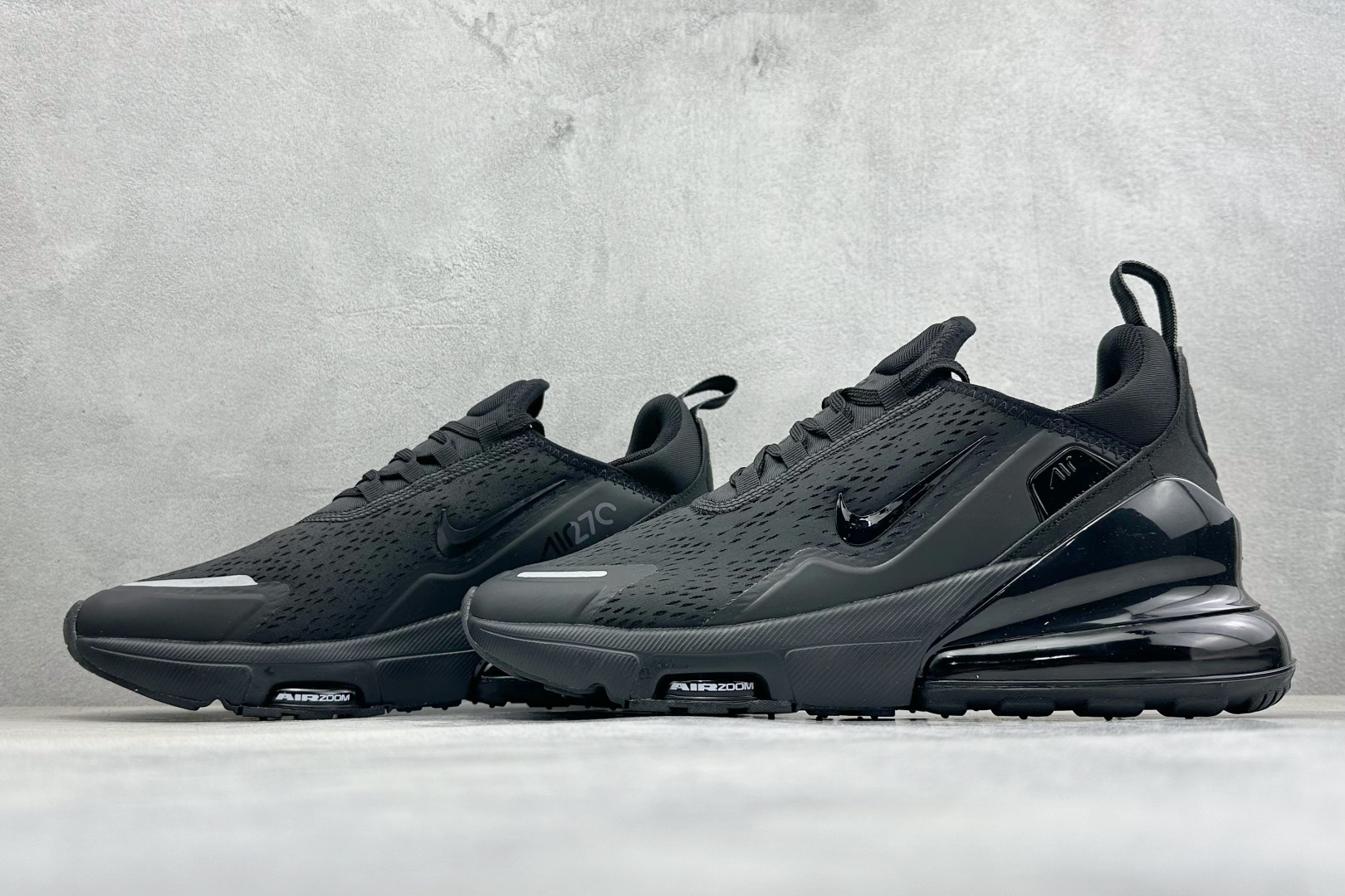 Nike Air Max 270 Premium 半掌气垫休闲跑鞋 IO9884-002
