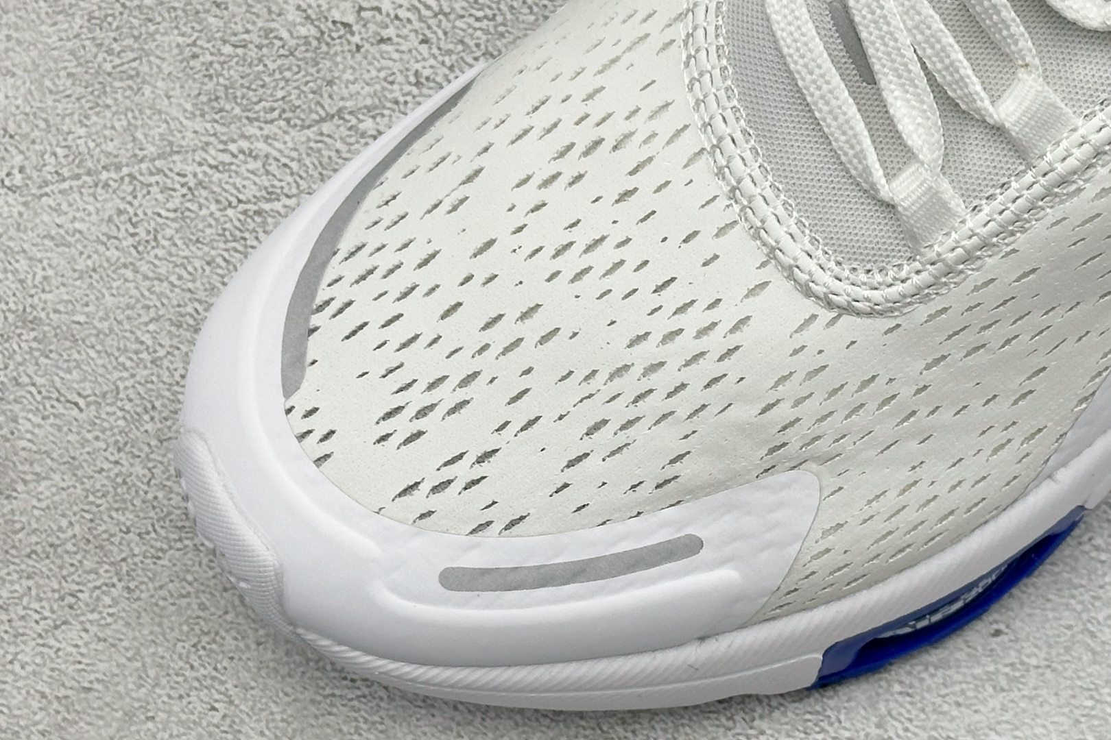 Nike Air Max 270 Premium 半掌气垫休闲跑鞋 IO9884-107