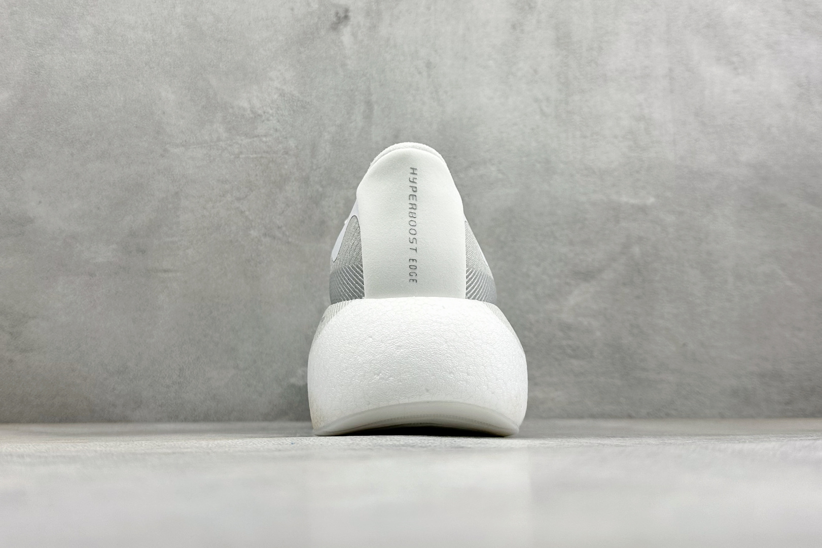 Adidas HyperBoost Edge M 阿迪达斯全新爆米花透气缓震跑步鞋 KK0288-Top High Quatity Cheap Sneakers Fashion Clothing Clothes Bags handbags Shoes of all Brand wholesale With The best Quality And Beautiful Price from China Factory Chinese suppliers wholesaler seller Adidas HyperBoost Edge M 阿迪达斯全新爆米花透气缓震跑步鞋 KK0288