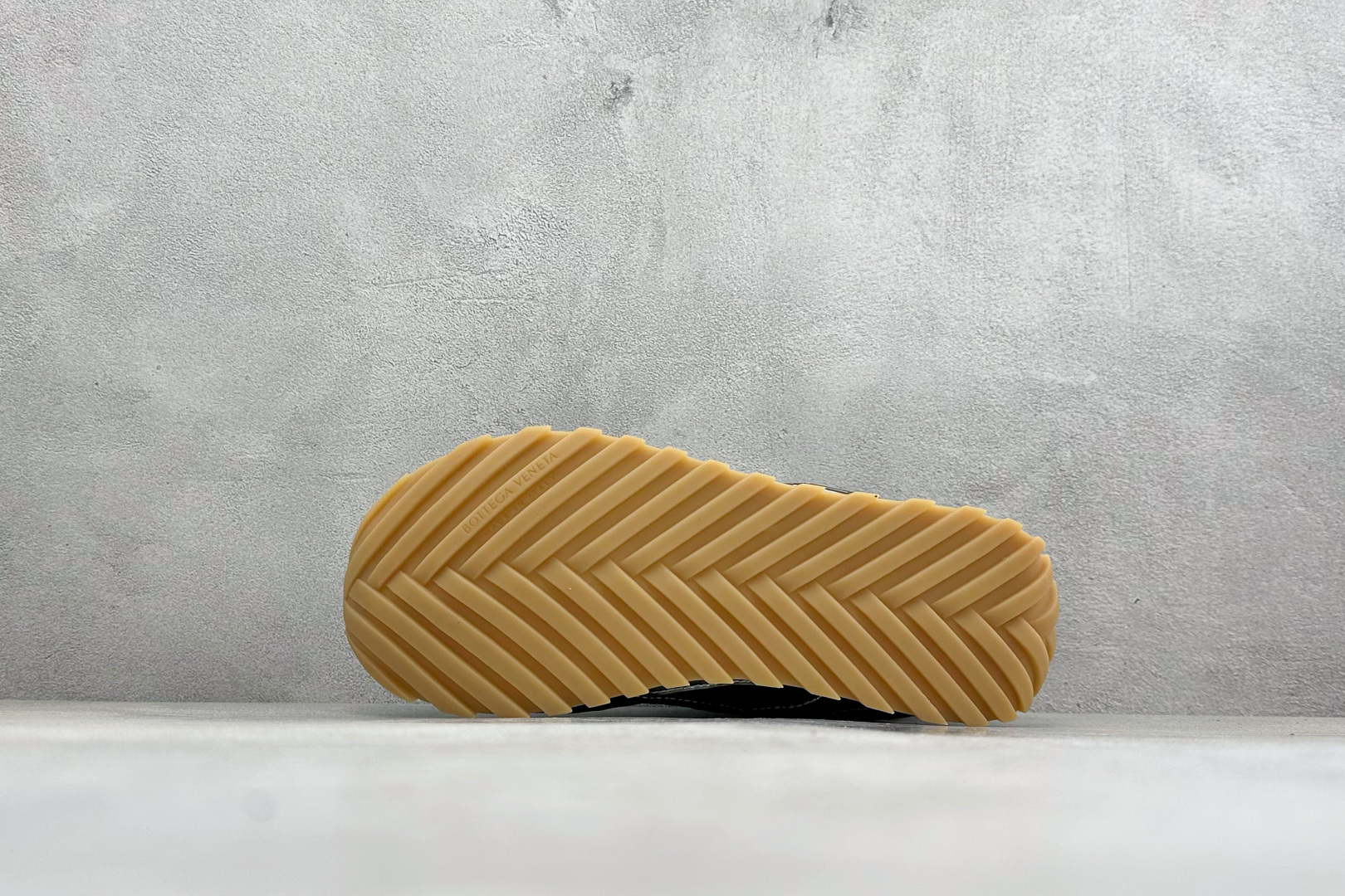 S版BOTTEGA VENETA Orbit Runner BV葆蝶家时尚休闲王一博同款老爹鞋运动鞋 741357V2X40-Top High Quatity Cheap Sneakers Fashion Clothing Clothes Bags handbags Shoes of all Brand wholesale With The best Quality And Beautiful Price from China Factory Chinese suppliers wholesaler seller S版BOTTEGA VENETA Orbit Runner BV葆蝶家时尚休闲王一博同款老爹鞋运动鞋 741357V2X40