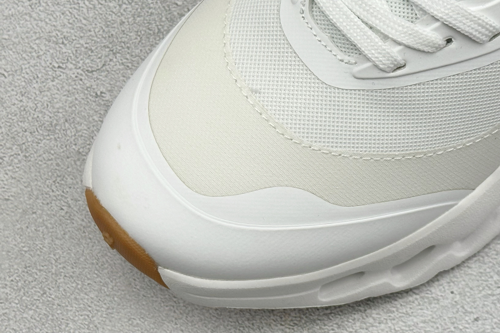 XF版LOEWE x On Cloudtilt 昂跑罗意威联名 圆头系带生活休闲鞋 M929282X30-4933