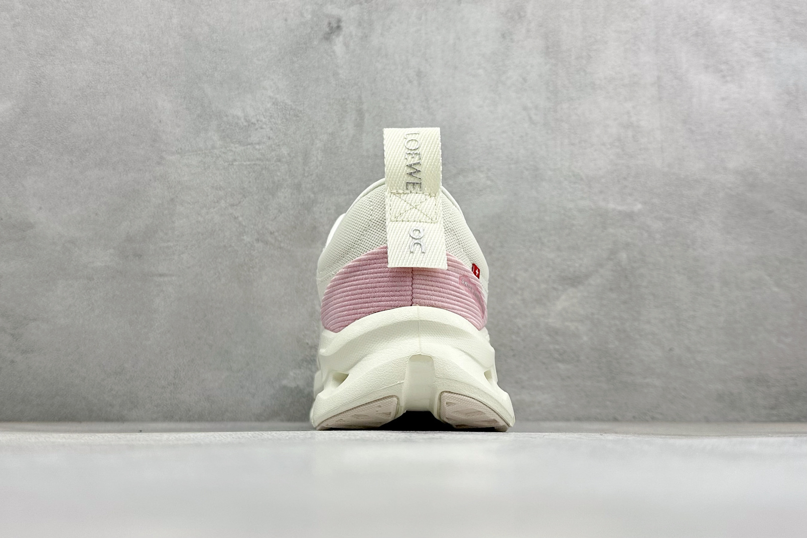 XF版LOEWE x On Cloudtilt 昂跑罗意威联名 圆头系带生活休闲鞋 3WE1069-Top High Quatity Cheap Sneakers Fashion Clothing Clothes Bags handbags Shoes of all Brand wholesale With The best Quality And Beautiful Price from China Factory Chinese suppliers wholesaler seller XF版LOEWE x On Cloudtilt 昂跑罗意威联名 圆头系带生活休闲鞋 3WE1069