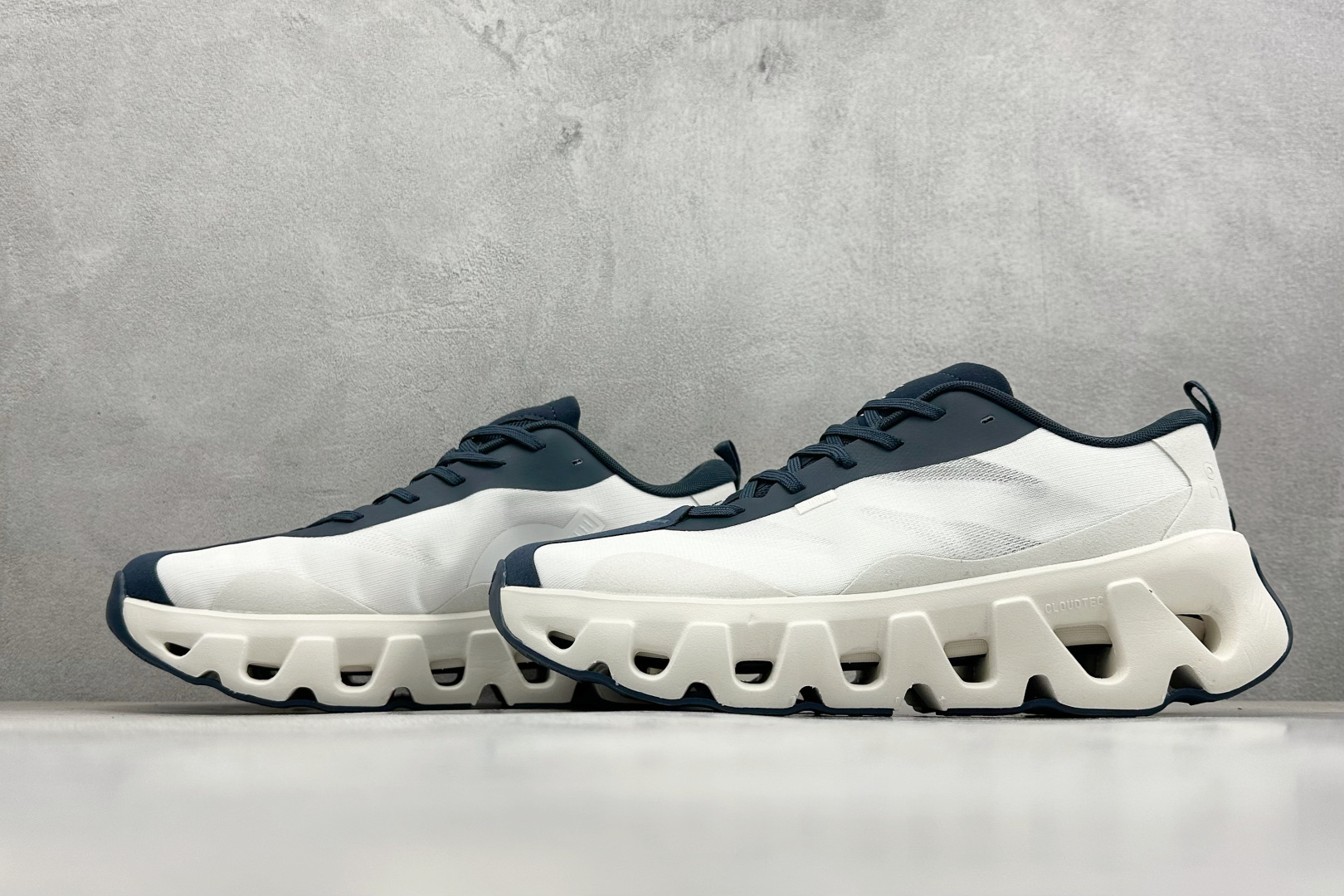 MT版On昂跑CloudsWift K-Tech 1 舒适防滑支撑低帮跑步鞋 3MG1077-Top High Quatity Cheap Sneakers Fashion Clothing Clothes Bags handbags Shoes of all Brand wholesale With The best Quality And Beautiful Price from China Factory Chinese suppliers wholesaler seller MT版On昂跑CloudsWift K-Tech 1 舒适防滑支撑低帮跑步鞋 3MG1077