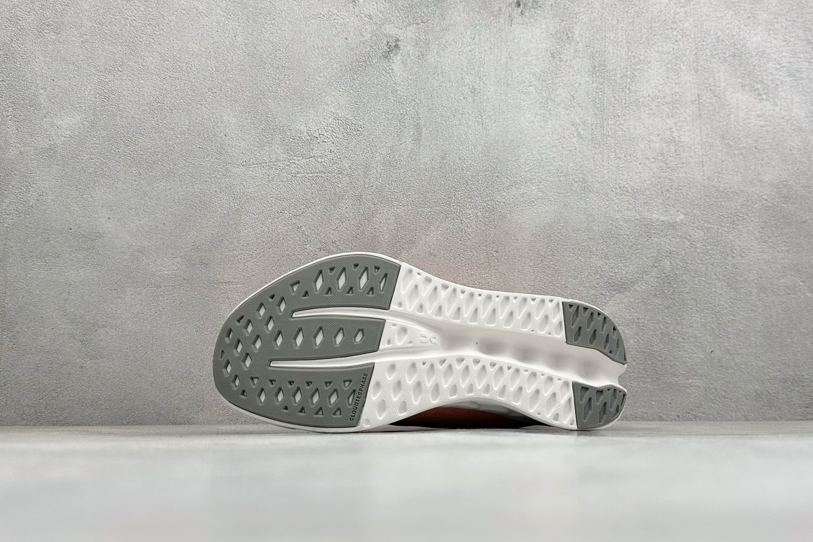 SF版On昂跑Cloudeclipse 耐磨防震休闲运动跑鞋 3WD1042-Top High Quatity Cheap Sneakers Fashion Clothing Clothes Bags handbags Shoes of all Brand wholesale With The best Quality And Beautiful Price from China Factory Chinese suppliers wholesaler seller SF版On昂跑Cloudeclipse 耐磨防震休闲运动跑鞋 3WD1042