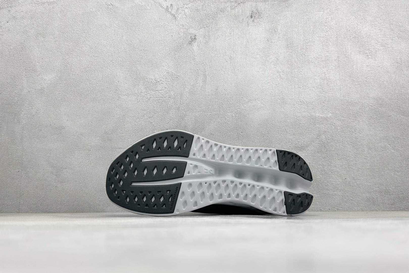 SF版On昂跑Cloudeclipse 耐磨防震休闲运动跑鞋 3MD1044-Top High Quatity Cheap Sneakers Fashion Clothing Clothes Bags handbags Shoes of all Brand wholesale With The best Quality And Beautiful Price from China Factory Chinese suppliers wholesaler seller SF版On昂跑Cloudeclipse 耐磨防震休闲运动跑鞋 3MD1044