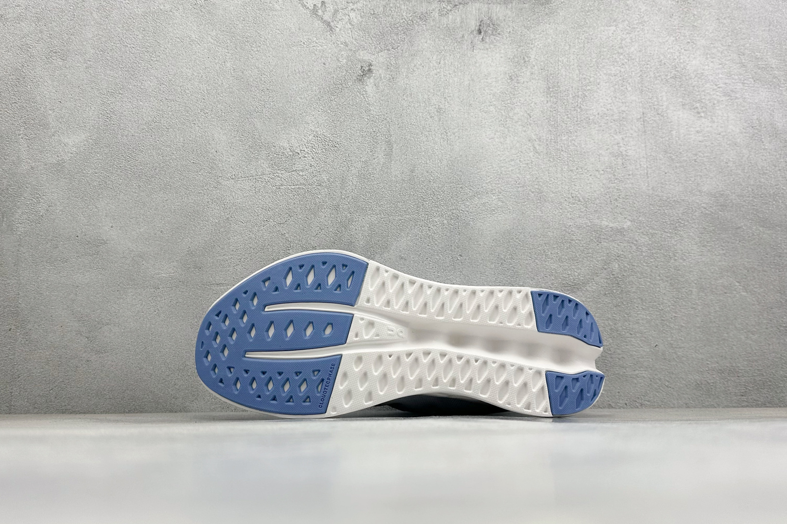 SF版On昂跑Cloudeclipse 耐磨防震休闲运动跑鞋 3MD1044-Top High Quatity Cheap Sneakers Fashion Clothing Clothes Bags handbags Shoes of all Brand wholesale With The best Quality And Beautiful Price from China Factory Chinese suppliers wholesaler seller SF版On昂跑Cloudeclipse 耐磨防震休闲运动跑鞋 3MD1044