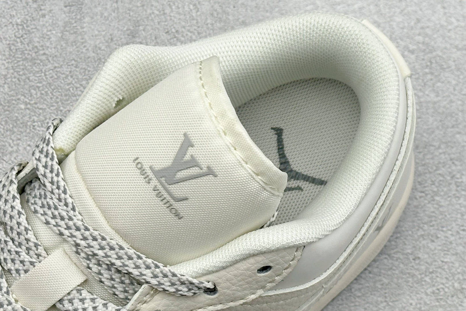 潮鞋天花板款炸街必备 AIR JORDAN 1 潮鞋天花板款炸街必备 米白鞋 XX3168-169
