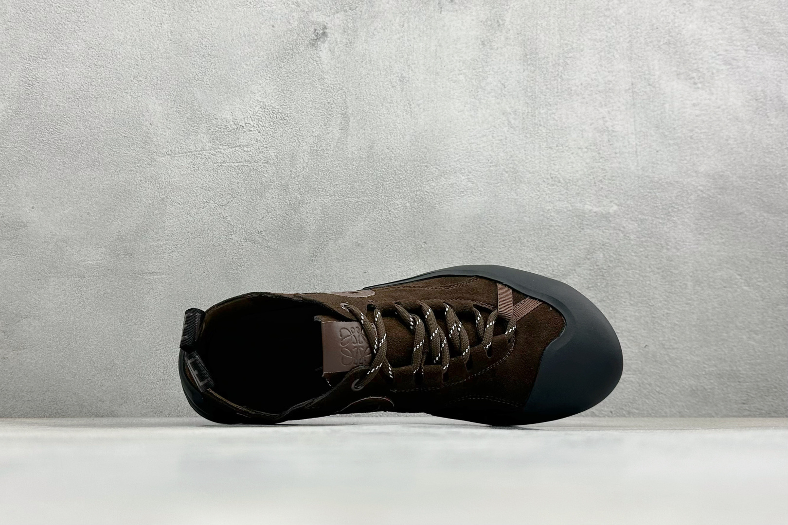 Loew罗意威 Grip系列 2026春夏 新款走秀运动鞋 LLBR282X02-Top High Quatity Cheap Sneakers Fashion Clothing Clothes Bags handbags Shoes of all Brand wholesale With The best Quality And Beautiful Price from China Factory Chinese suppliers wholesaler seller Loew罗意威 Grip系列 2026春夏 新款走秀运动鞋 LLBR282X02