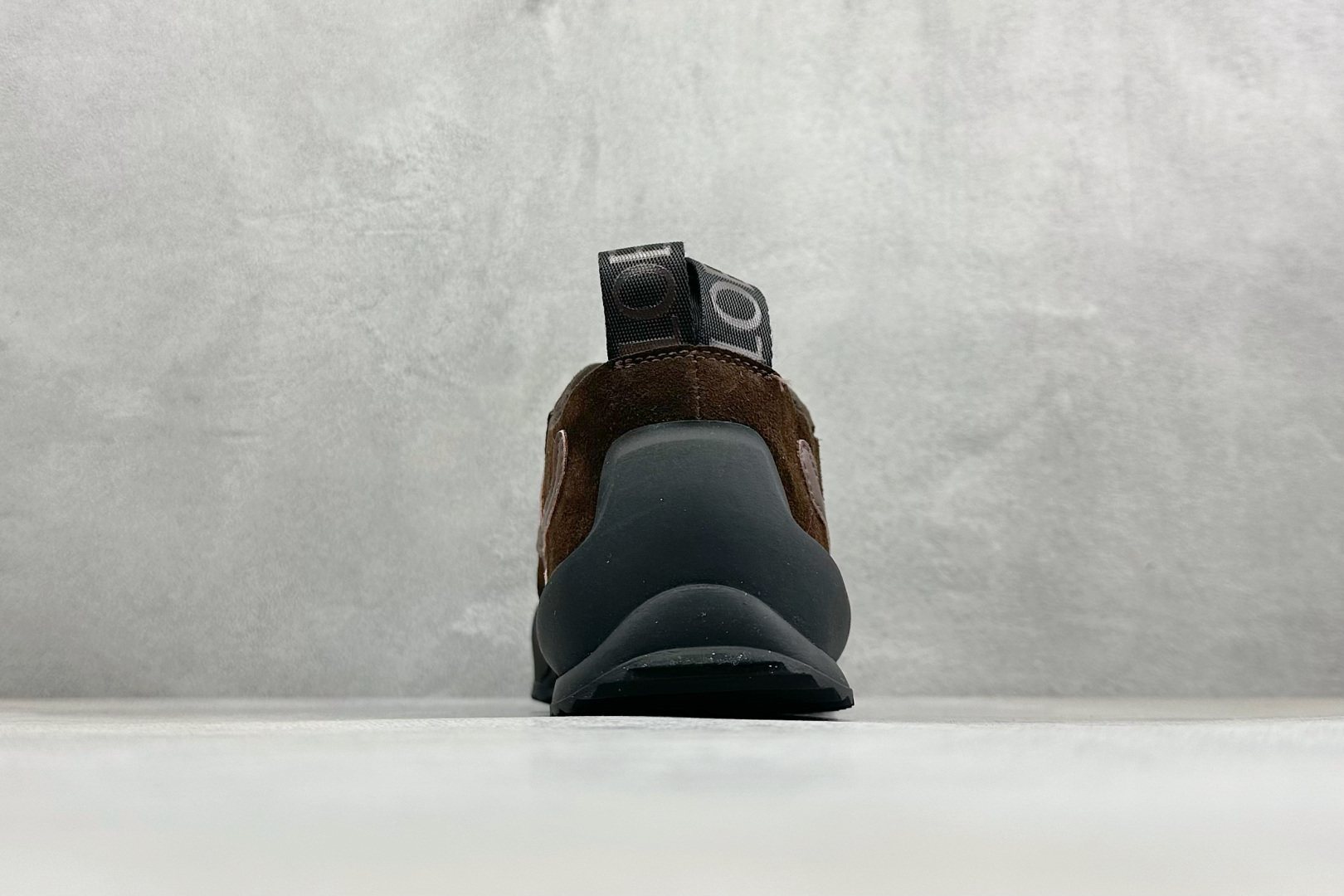 Loew罗意威 Grip系列 2026春夏 新款走秀运动鞋 LLBR282X02-Top High Quatity Cheap Sneakers Fashion Clothing Clothes Bags handbags Shoes of all Brand wholesale With The best Quality And Beautiful Price from China Factory Chinese suppliers wholesaler seller Loew罗意威 Grip系列 2026春夏 新款走秀运动鞋 LLBR282X02
