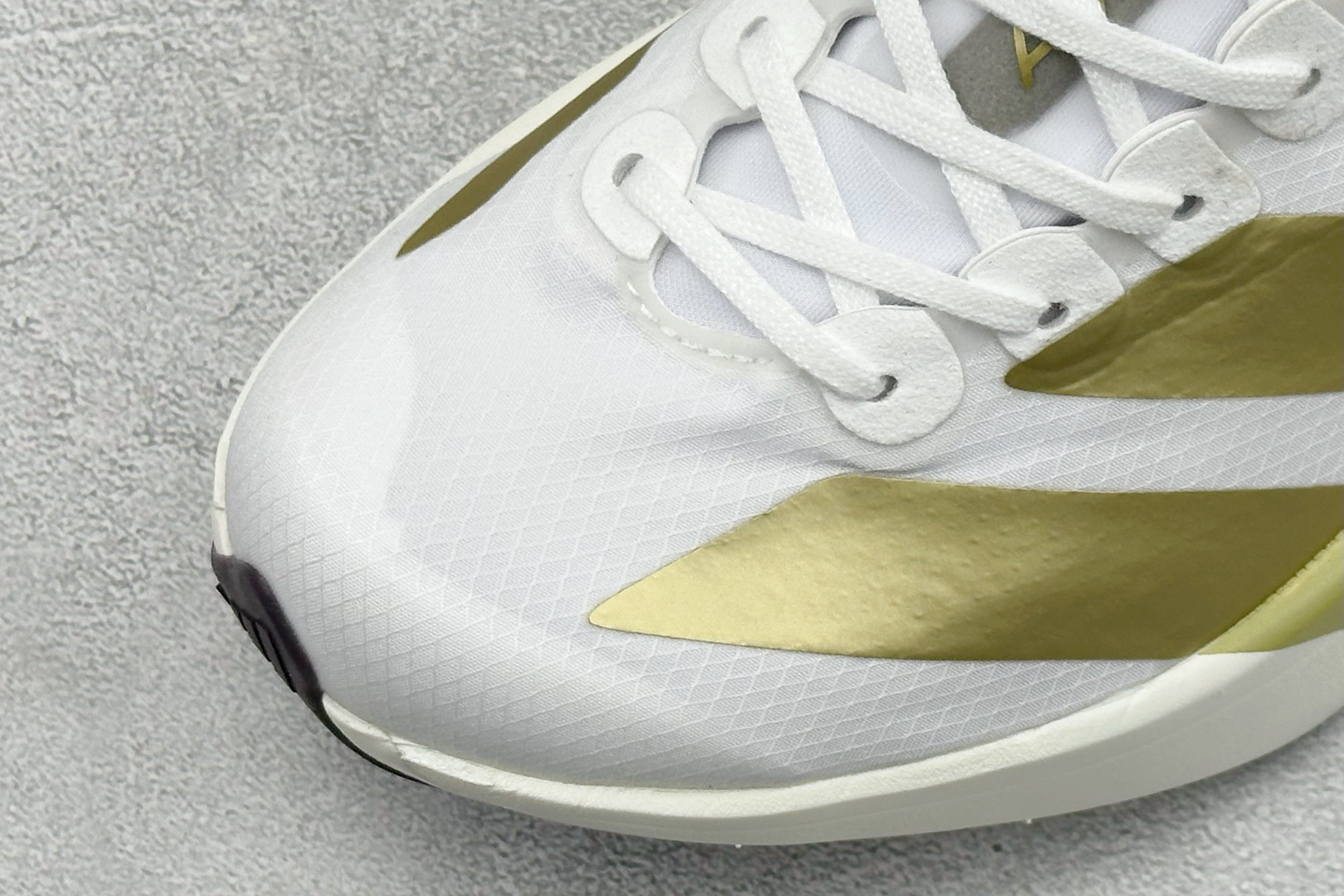 Adidas Adizero Adios 4 M 阿迪透气轻盈低帮跑步鞋 KH6359-Top High Quatity Cheap Sneakers Fashion Clothing Clothes Bags handbags Shoes of all Brand wholesale With The best Quality And Beautiful Price from China Factory Chinese suppliers wholesaler seller Adidas Adizero Adios 4 M 阿迪透气轻盈低帮跑步鞋 KH6359