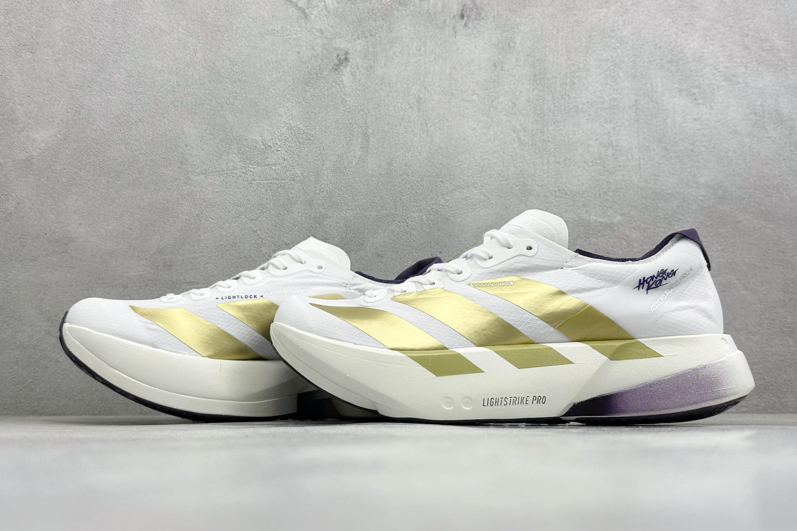 Adidas Adizero Adios 4 M 阿迪透气轻盈低帮跑步鞋 KH6359-Top High Quatity Cheap Sneakers Fashion Clothing Clothes Bags handbags Shoes of all Brand wholesale With The best Quality And Beautiful Price from China Factory Chinese suppliers wholesaler seller Adidas Adizero Adios 4 M 阿迪透气轻盈低帮跑步鞋 KH6359