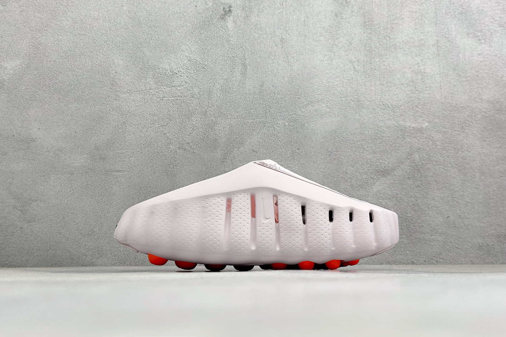 D版Nike Mind 001 神经科学足底按摩包头拖鞋 HQ4307-610