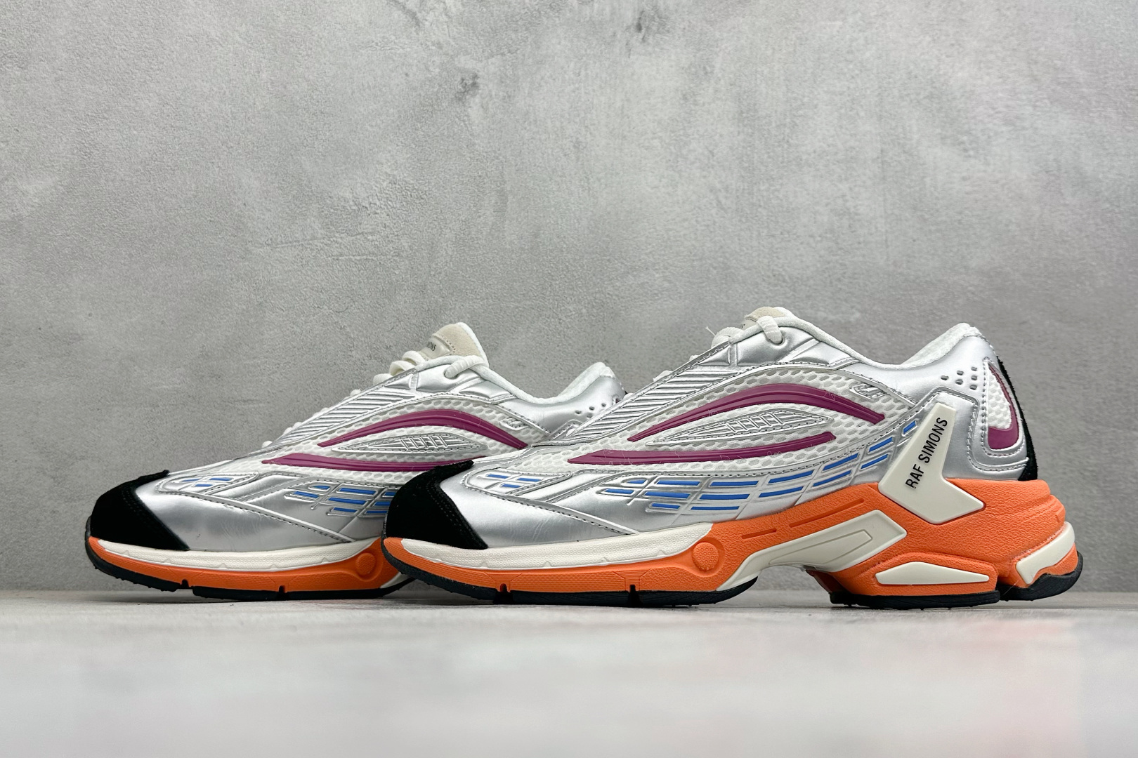 RAF SIMONS RESPONSE TRAIL”水泡” 先锋潮流 复古低帮休闲鞋 独家定制鞋盒 HR830002S-Top High Quatity Cheap Sneakers Fashion Clothing Clothes Bags handbags Shoes of all Brand wholesale With The best Quality And Beautiful Price from China Factory Chinese suppliers wholesaler seller RAF SIMONS RESPONSE TRAIL”水泡” 先锋潮流 复古低帮休闲鞋 独家定制鞋盒 HR830002S