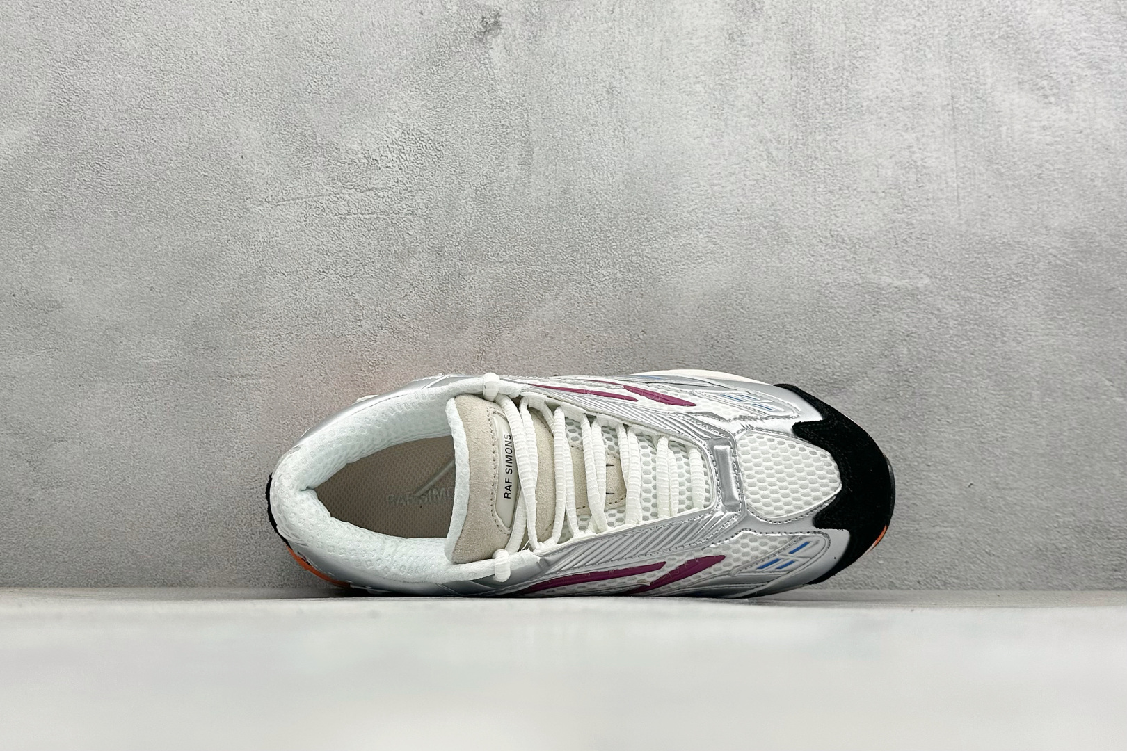 RAF SIMONS RESPONSE TRAIL”水泡” 先锋潮流 复古低帮休闲鞋 独家定制鞋盒 HR830002S-Top High Quatity Cheap Sneakers Fashion Clothing Clothes Bags handbags Shoes of all Brand wholesale With The best Quality And Beautiful Price from China Factory Chinese suppliers wholesaler seller RAF SIMONS RESPONSE TRAIL”水泡” 先锋潮流 复古低帮休闲鞋 独家定制鞋盒 HR830002S