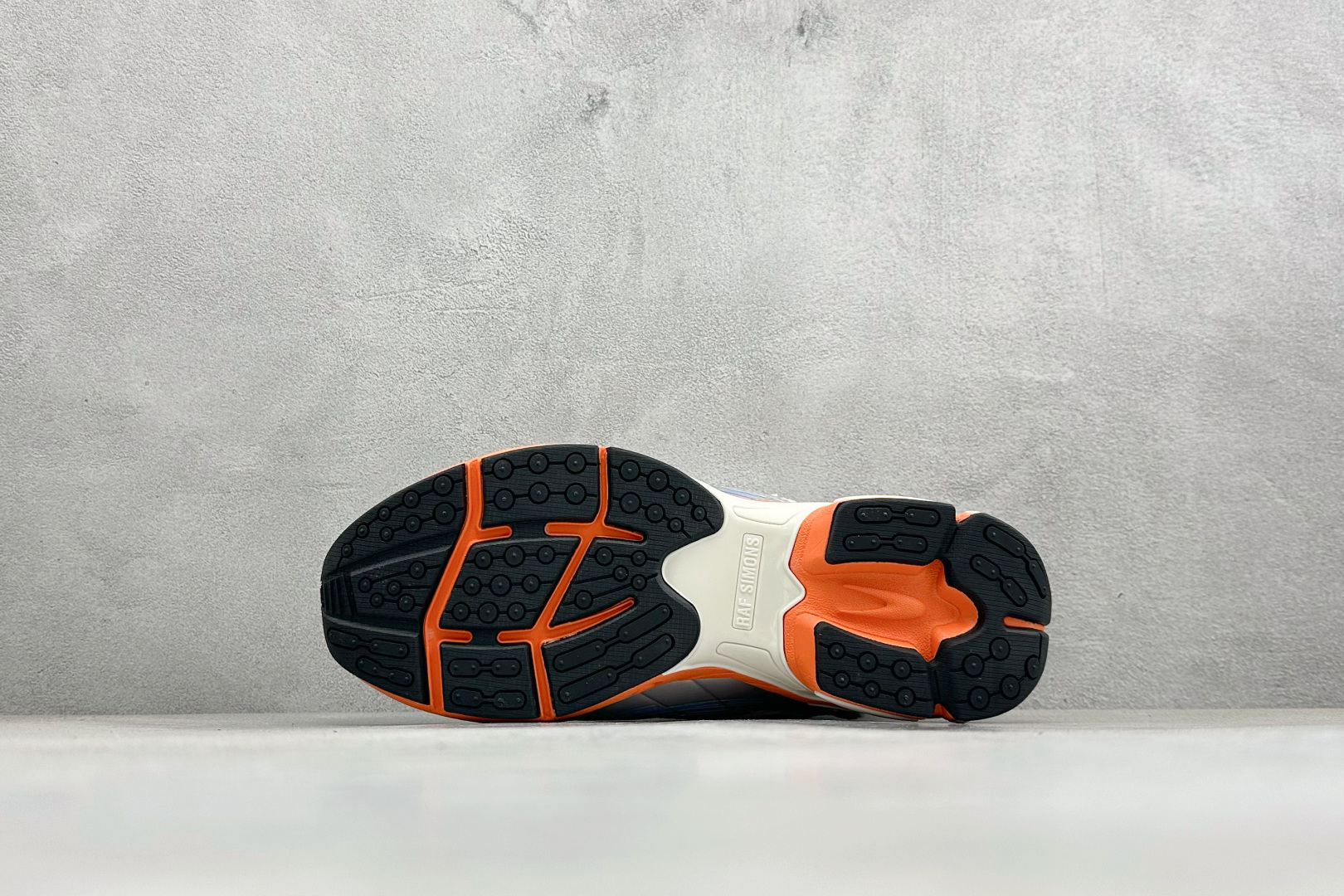 RAF SIMONS RESPONSE TRAIL”水泡” 先锋潮流 复古低帮休闲鞋 独家定制鞋盒 HR830002S-Top High Quatity Cheap Sneakers Fashion Clothing Clothes Bags handbags Shoes of all Brand wholesale With The best Quality And Beautiful Price from China Factory Chinese suppliers wholesaler seller RAF SIMONS RESPONSE TRAIL”水泡” 先锋潮流 复古低帮休闲鞋 独家定制鞋盒 HR830002S