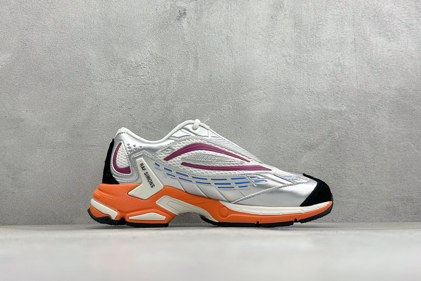 RAF SIMONS RESPONSE TRAIL”水泡” 先锋潮流 复古低帮休闲鞋 独家定制鞋盒 HR830002S-Top High Quatity Cheap Sneakers Fashion Clothing Clothes Bags handbags Shoes of all Brand wholesale With The best Quality And Beautiful Price from China Factory Chinese suppliers wholesaler seller RAF SIMONS RESPONSE TRAIL”水泡” 先锋潮流 复古低帮休闲鞋 独家定制鞋盒 HR830002S