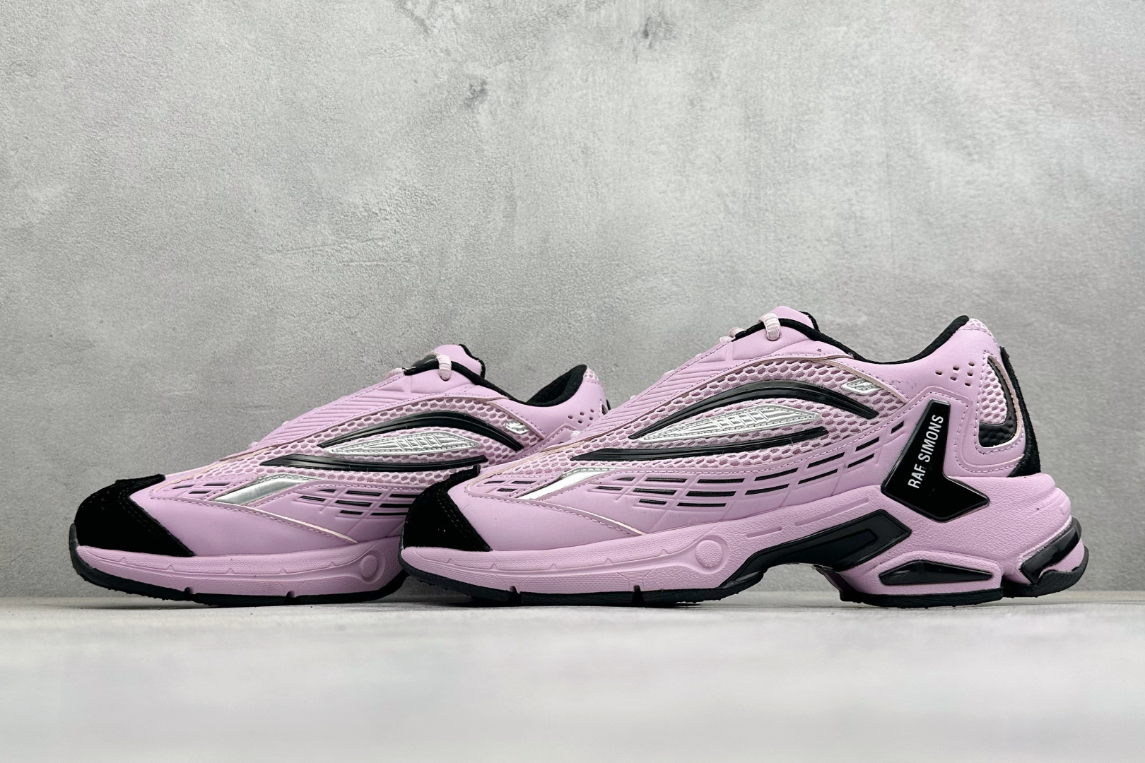 RAF SIMONS RESPONSE TRAIL”水泡” 先锋潮流 复古低帮休闲鞋 独家定制鞋盒 HR830002S