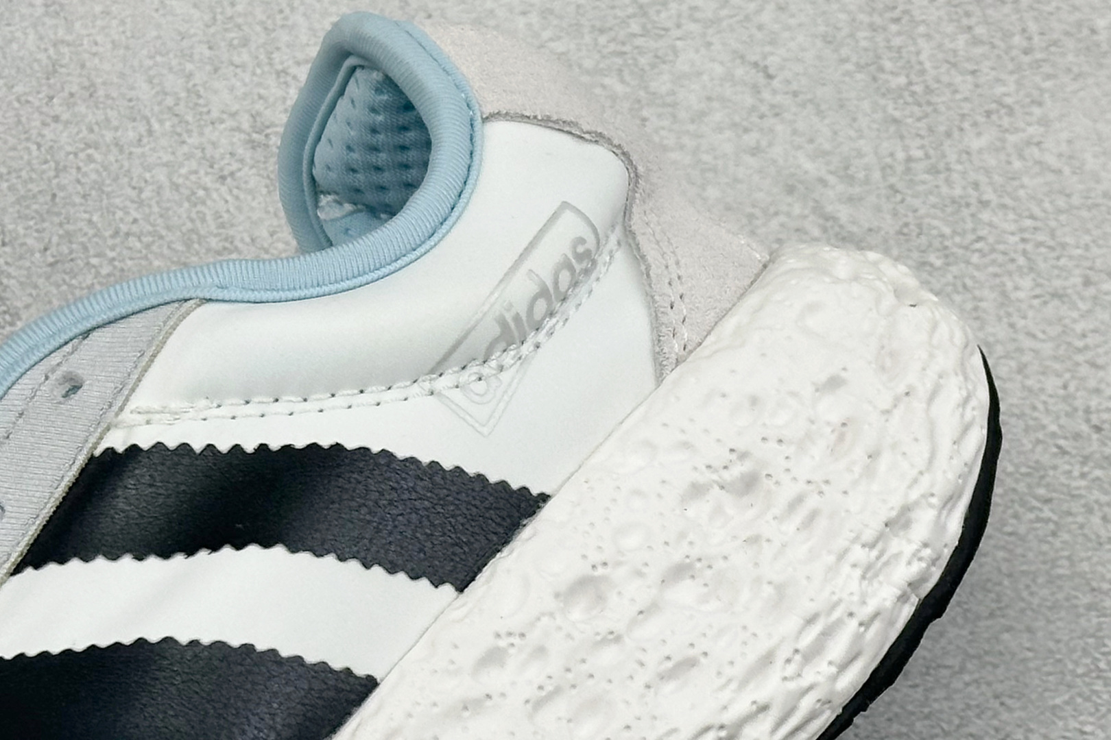 Adidas Originals Zponge 阿迪达斯 舒适百搭耐磨减震包裹性 低帮休闲城市通勤跑步鞋 JH8116-Top High Quatity Cheap Sneakers Fashion Clothing Clothes Bags handbags Shoes of all Brand wholesale With The best Quality And Beautiful Price from China Factory Chinese suppliers wholesaler seller Adidas Originals Zponge 阿迪达斯 舒适百搭耐磨减震包裹性 低帮休闲城市通勤跑步鞋 JH8116