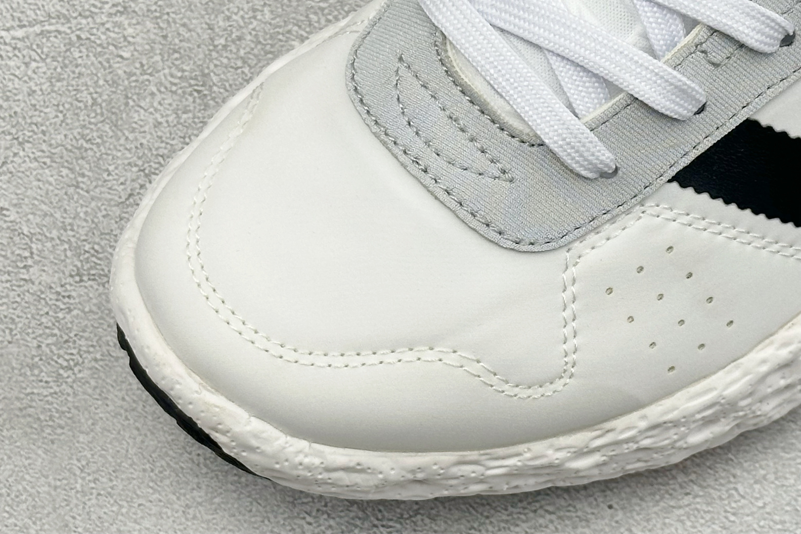 Adidas Originals Zponge 阿迪达斯 舒适百搭耐磨减震包裹性 低帮休闲城市通勤跑步鞋 JH8116-Top High Quatity Cheap Sneakers Fashion Clothing Clothes Bags handbags Shoes of all Brand wholesale With The best Quality And Beautiful Price from China Factory Chinese suppliers wholesaler seller Adidas Originals Zponge 阿迪达斯 舒适百搭耐磨减震包裹性 低帮休闲城市通勤跑步鞋 JH8116