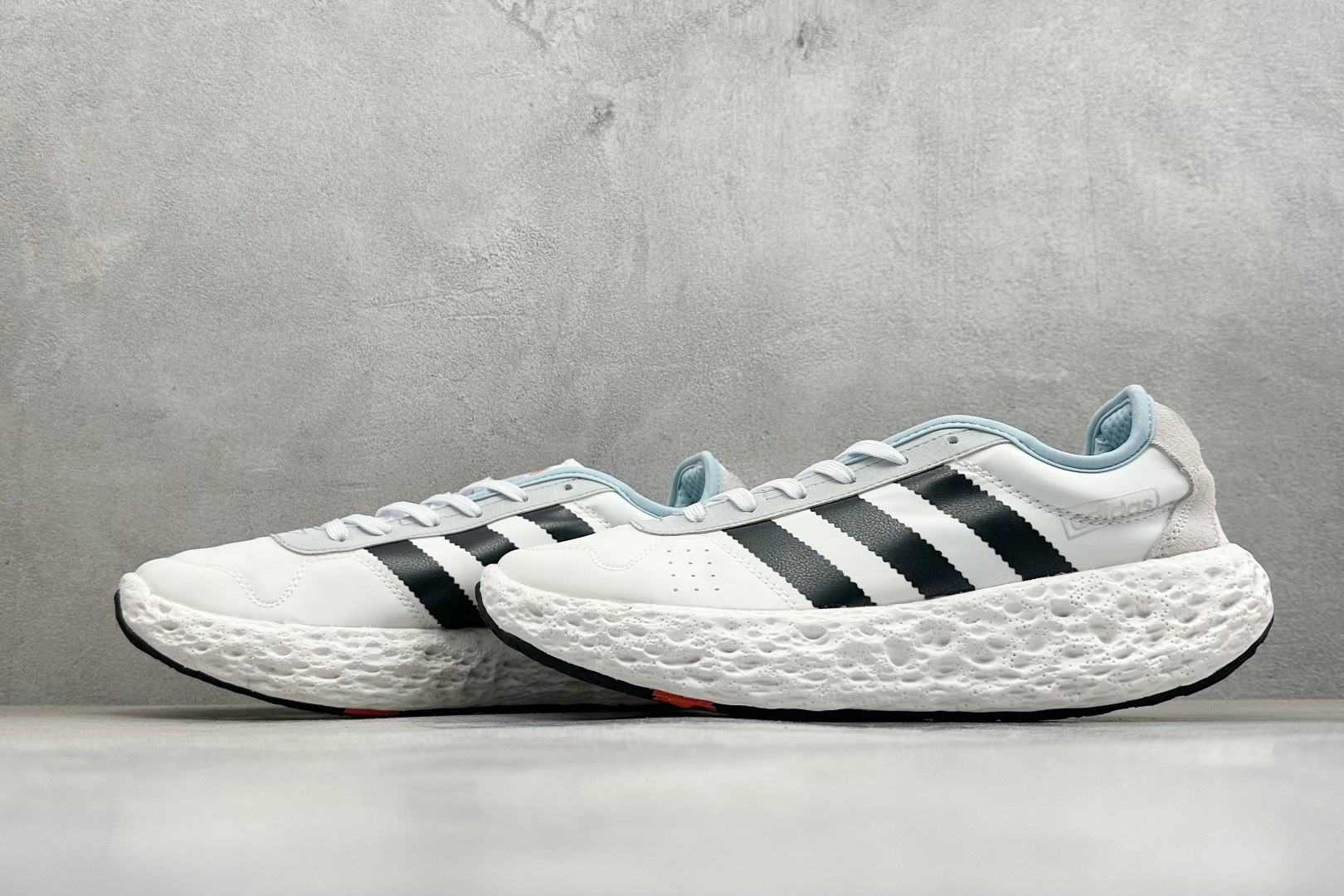 Adidas Originals Zponge 阿迪达斯 舒适百搭耐磨减震包裹性 低帮休闲城市通勤跑步鞋 JH8116-Top High Quatity Cheap Sneakers Fashion Clothing Clothes Bags handbags Shoes of all Brand wholesale With The best Quality And Beautiful Price from China Factory Chinese suppliers wholesaler seller Adidas Originals Zponge 阿迪达斯 舒适百搭耐磨减震包裹性 低帮休闲城市通勤跑步鞋 JH8116